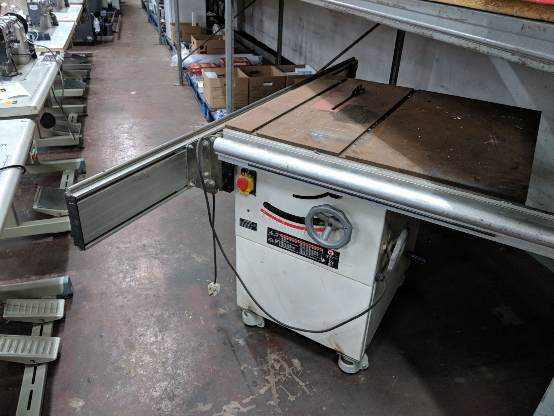 10" table saw MJ2325C IMPORTANT: Please remember goods successfully bid upon must be paid for and - Image 5 of 7