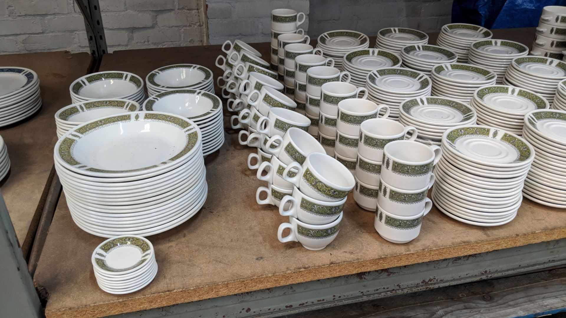 Contents of a bay of Steelite crockery comprising approx. 480 pieces in total, made up of soup - Image 8 of 12