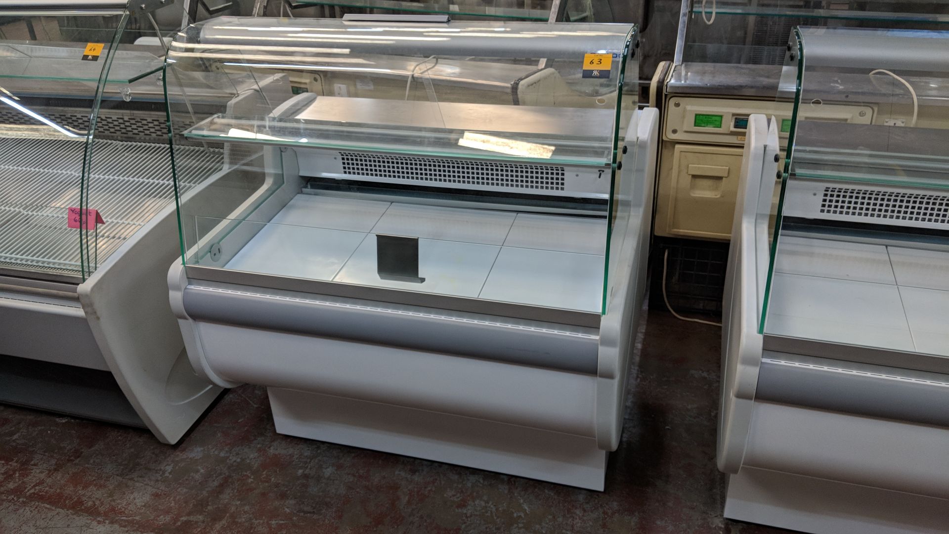 Igloo ROTA serve over counter, 1070mm long, purchased new on 8th December 2017. Manufacturing date - Bild 5 aus 12