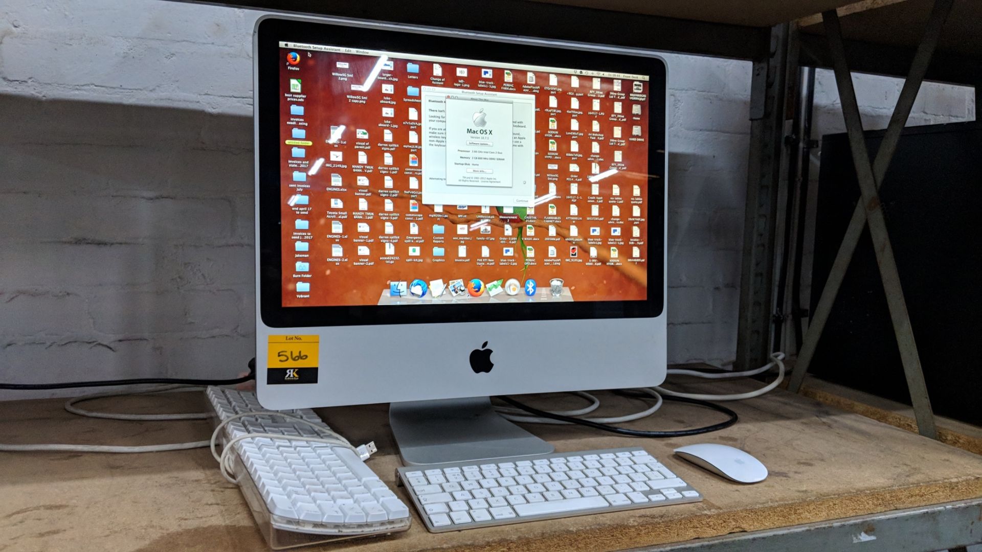 Apple iMac all in one computer with built-in 20" widescreen monitor, type A1224, EMC number 2210,