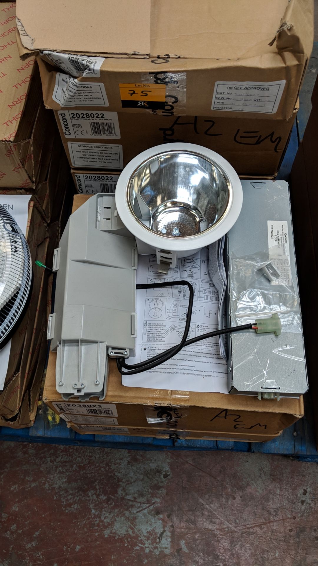 10 off Concord model 2028022 LED 100 TE 18W arch light fittings IMPORTANT: Please remember goods - Image 2 of 3