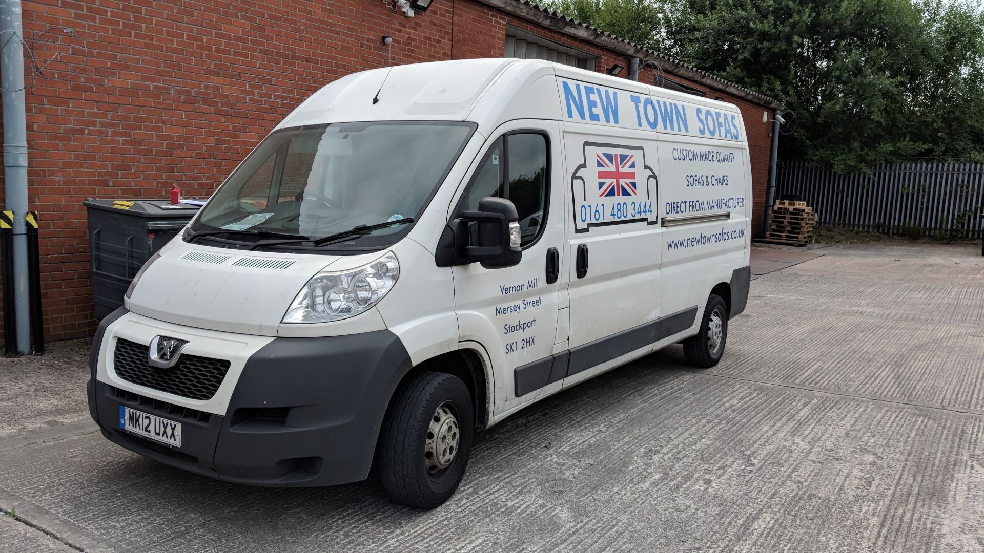 2012 Peugeot Boxer 335 L3 H2 Professional HDi panel van, registration MK12 UXX. 6 speed manual - Image 2 of 12