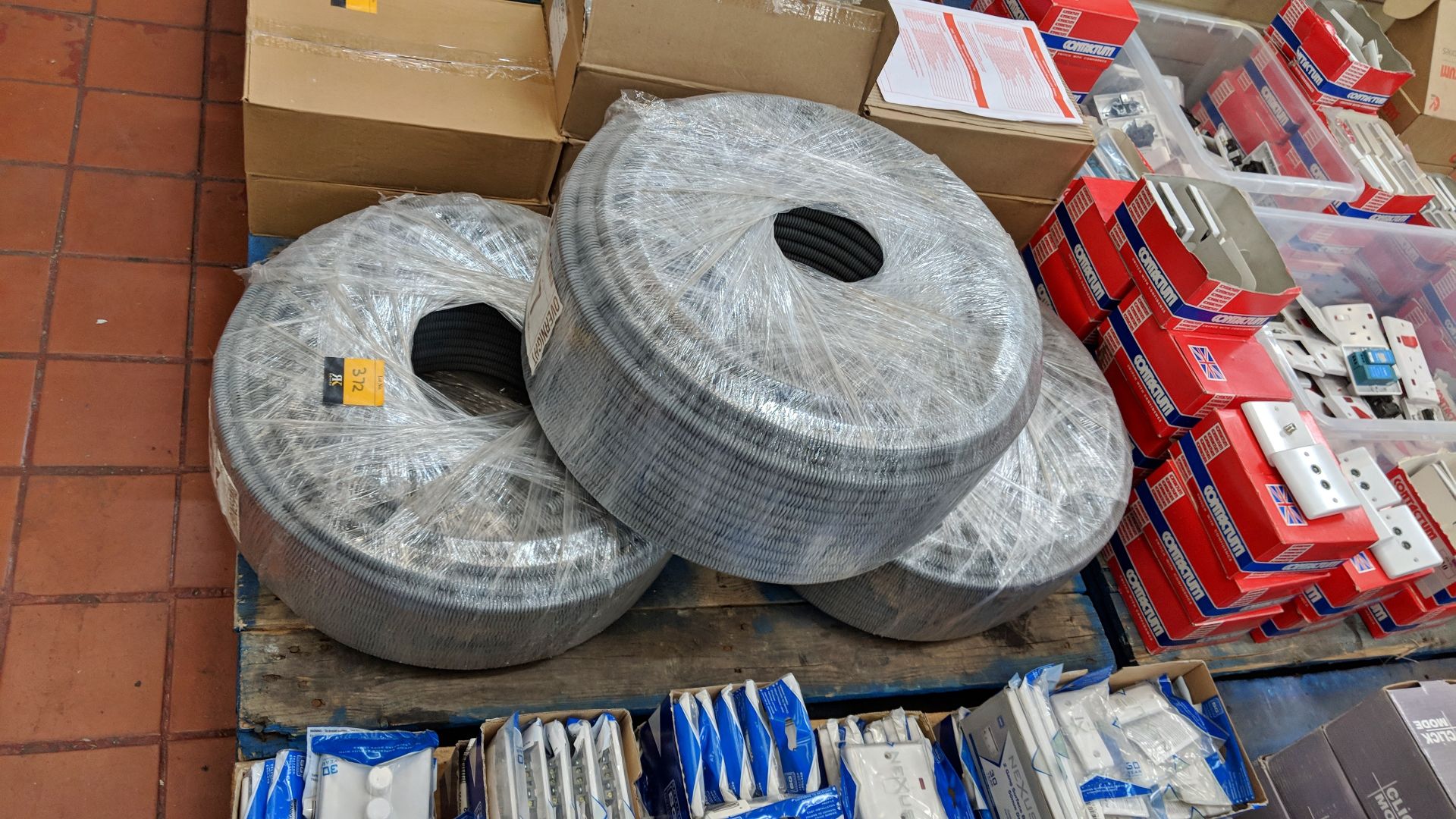 3 off large reels of flexible plastic ducting/tubing The vast majority of products in this auction - Image 3 of 3