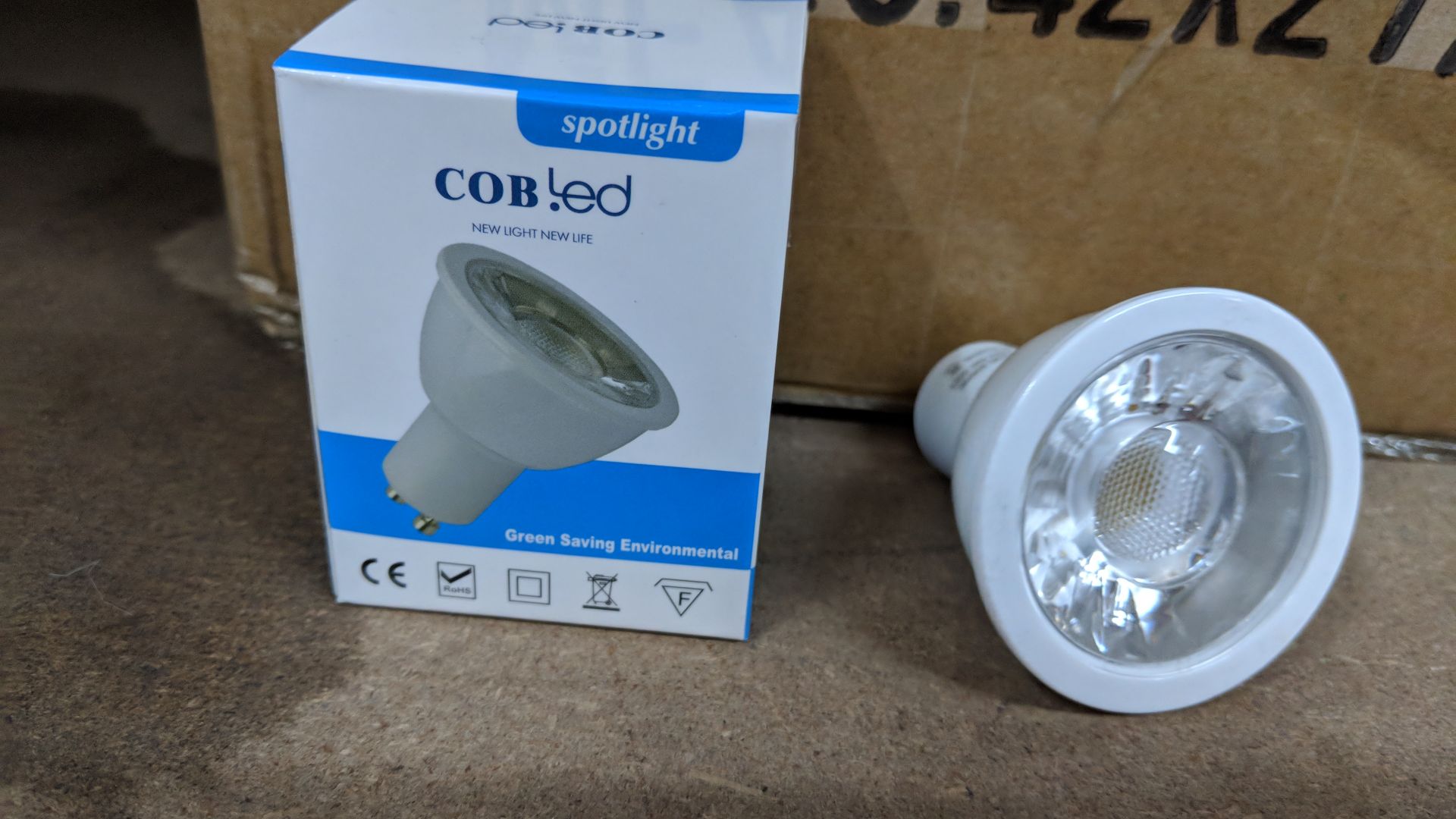 200 off GU10 LED dimmable 5W COB bulbs Natural White The vast majority of products in this auction - Image 4 of 4