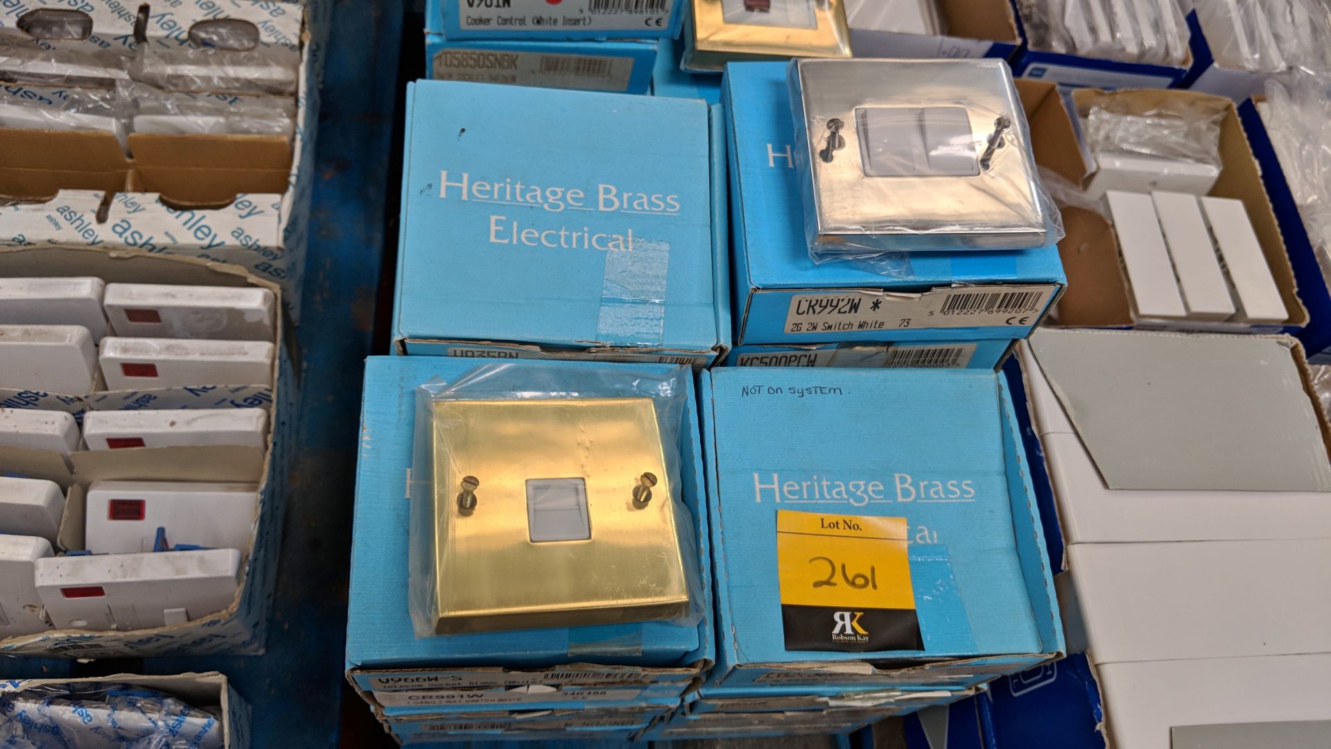 26 off Heritage Brass Electrical assorted switches in a variety of finishes The vast majority of - Bild 4 aus 4