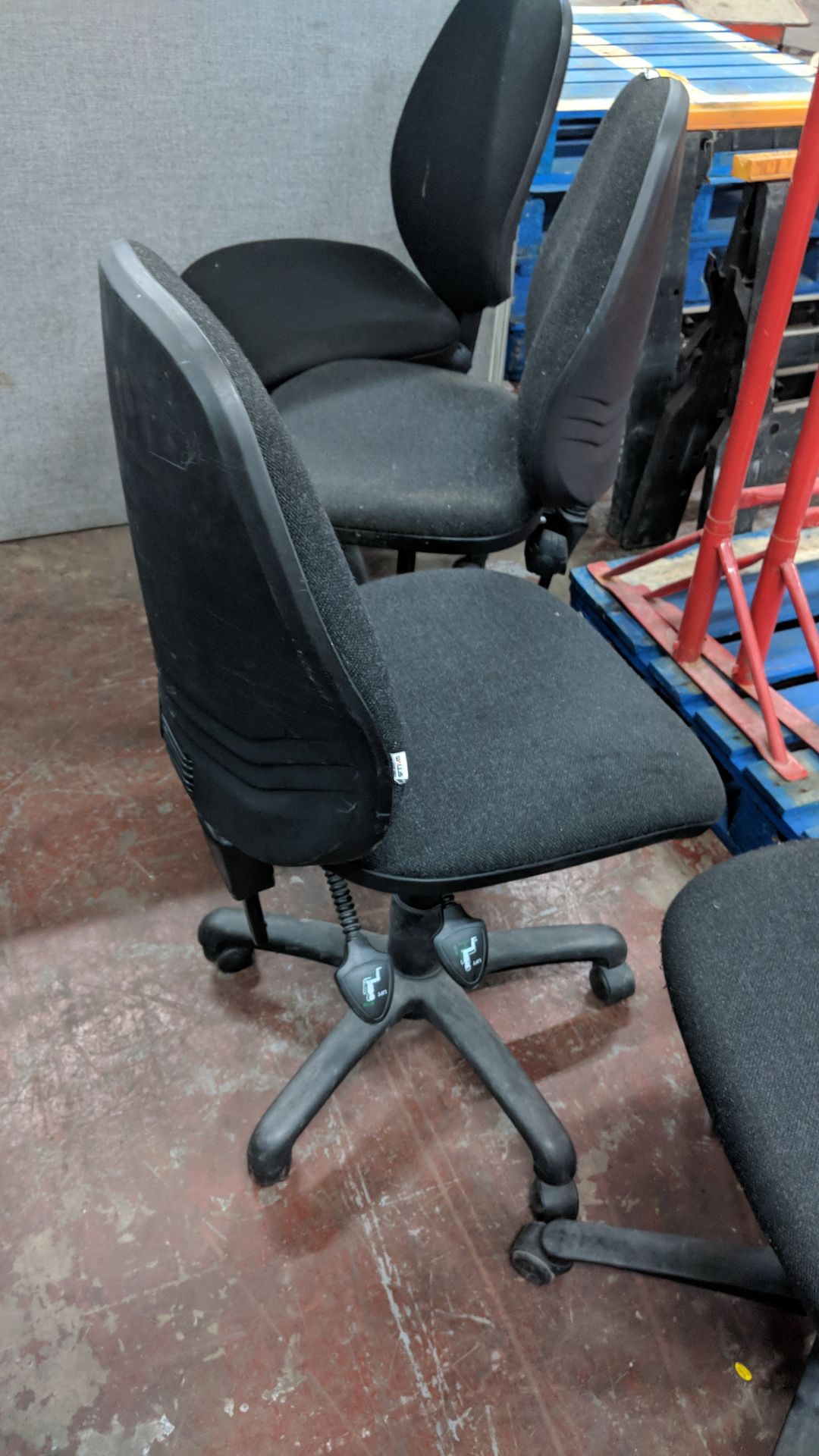 3 off Wallace grey tweed multi adjustable operator's chairs - Image 5 of 5