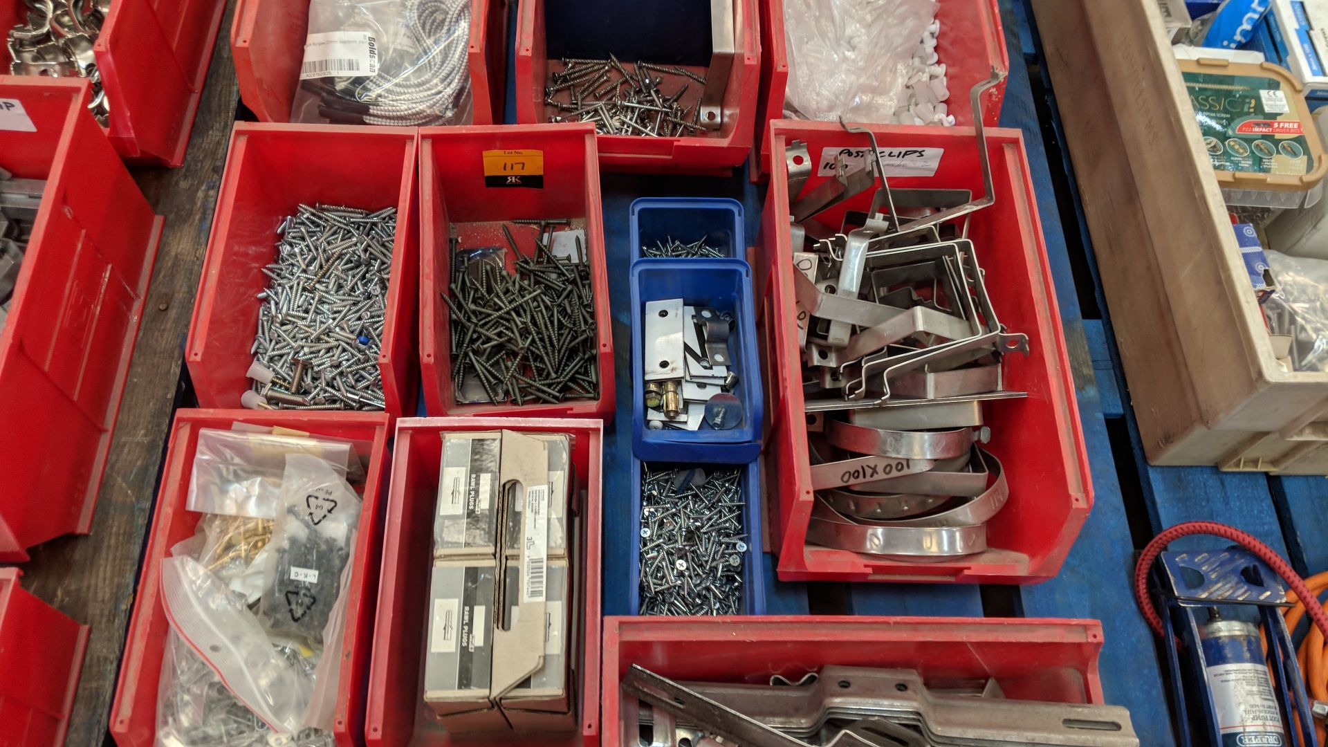 Quantity of lin bins & their contents of assorted fixings - Image 3 of 5