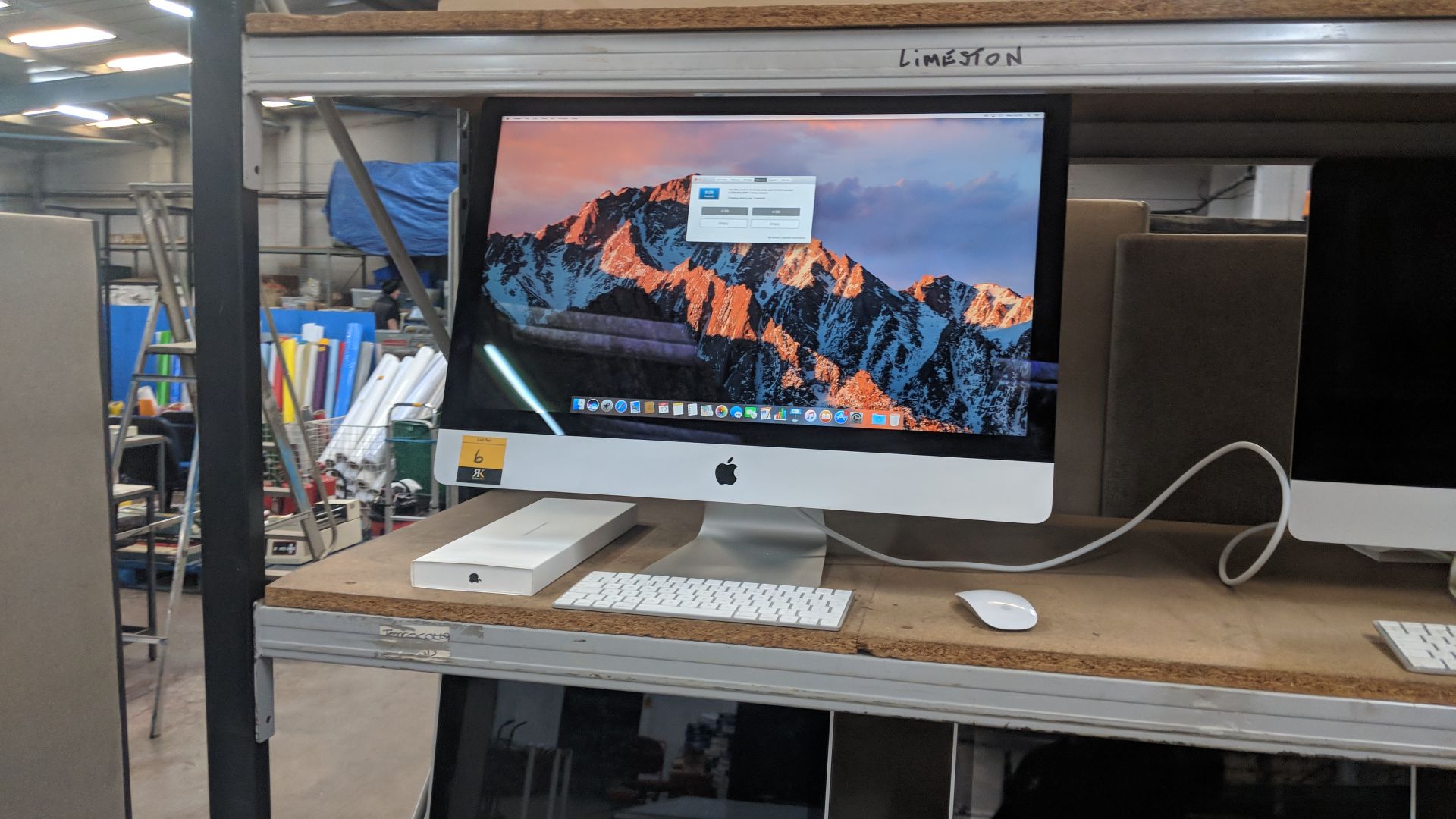 2017 Apple iMac 27" computer with retina 5K display, 3.4GHz, quad core Intel Core i5 - Image 11 of 14