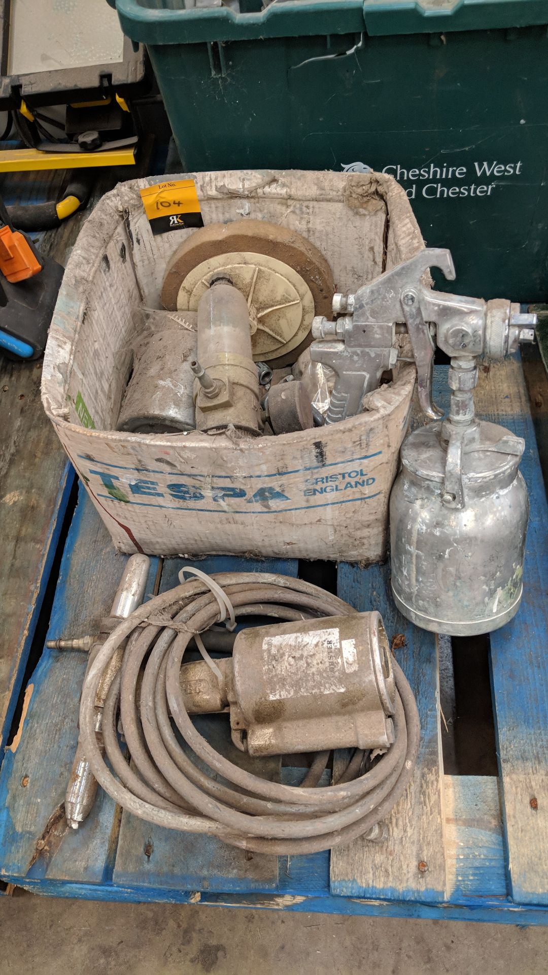 Quantity of spray equipment comprising 2 off spray guns, length of hose plus box of miscellaneous