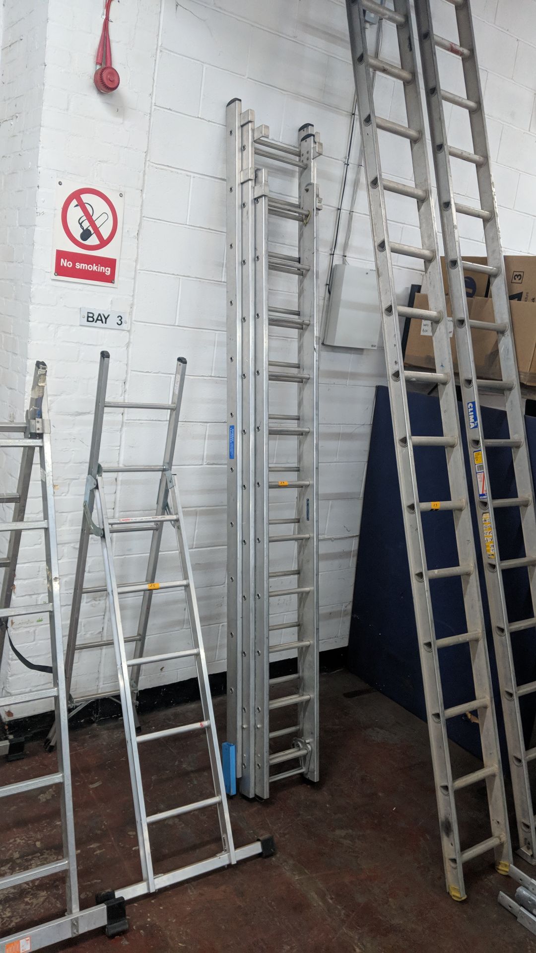 Set of triple rung ladders, the longest section measuring approx. 3200mm long - Image 4 of 4
