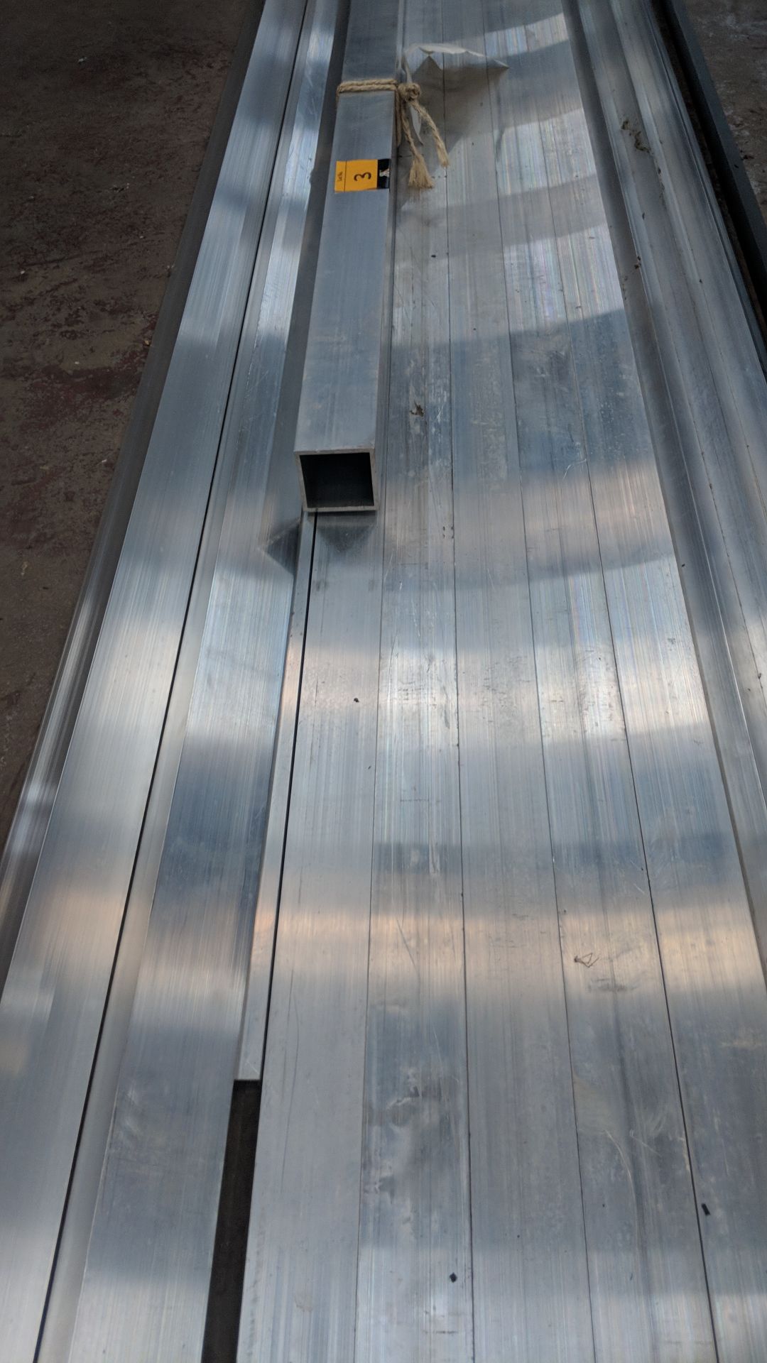 Quantity of aluminium channel, edging strip, square tube, etc. - Image 10 of 10