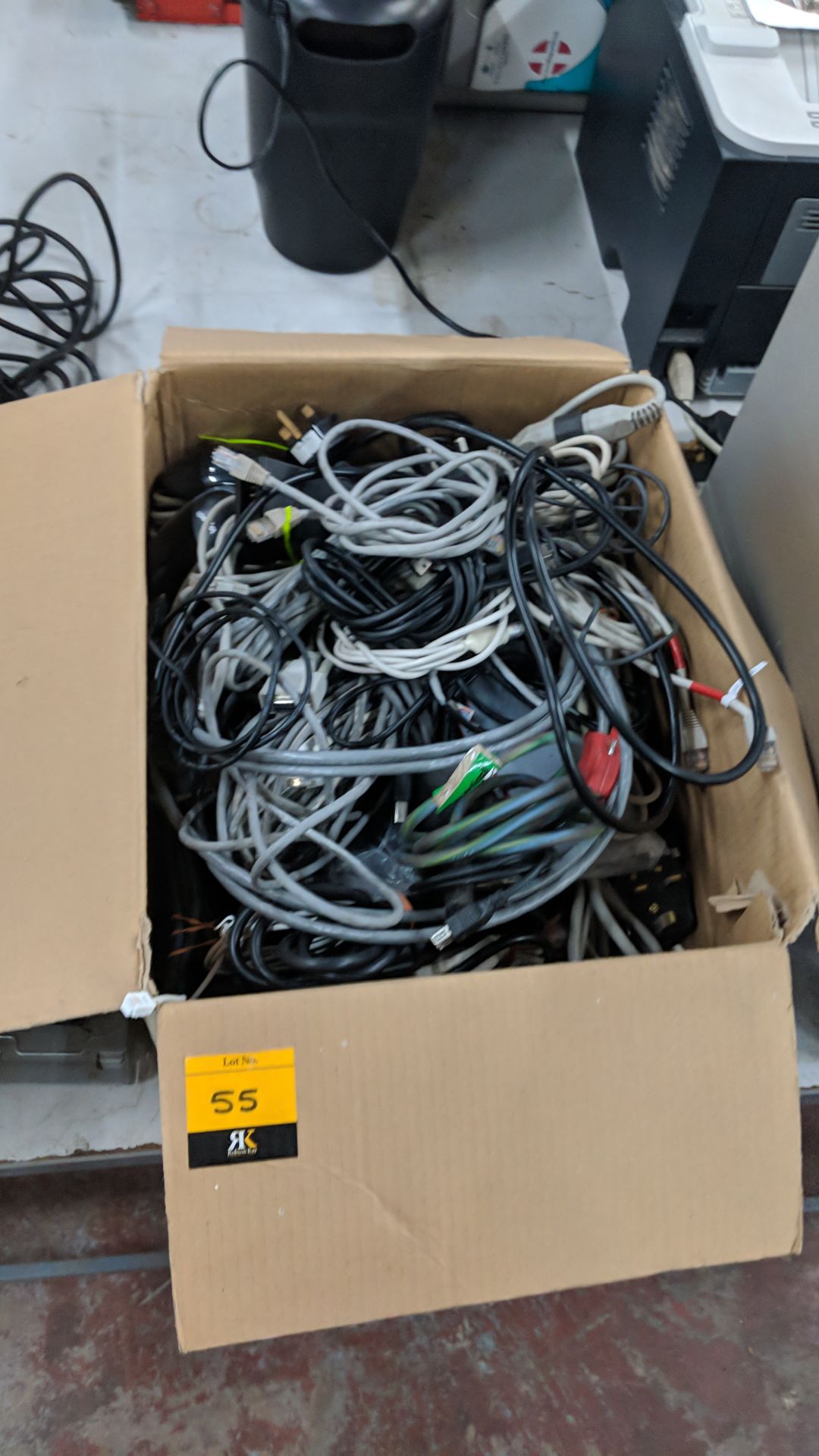 Quantity of assorted computer cables & related items - Image 2 of 5