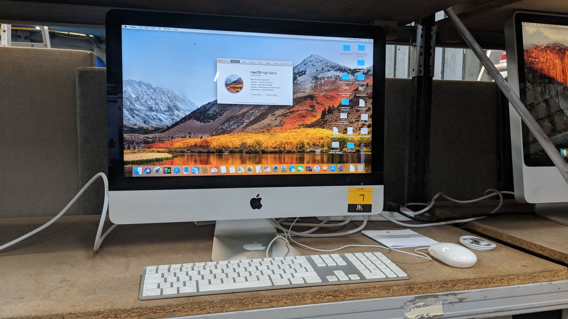 Apple iMac 21.5" computer with 2.7GHz Intel Core i5 processor