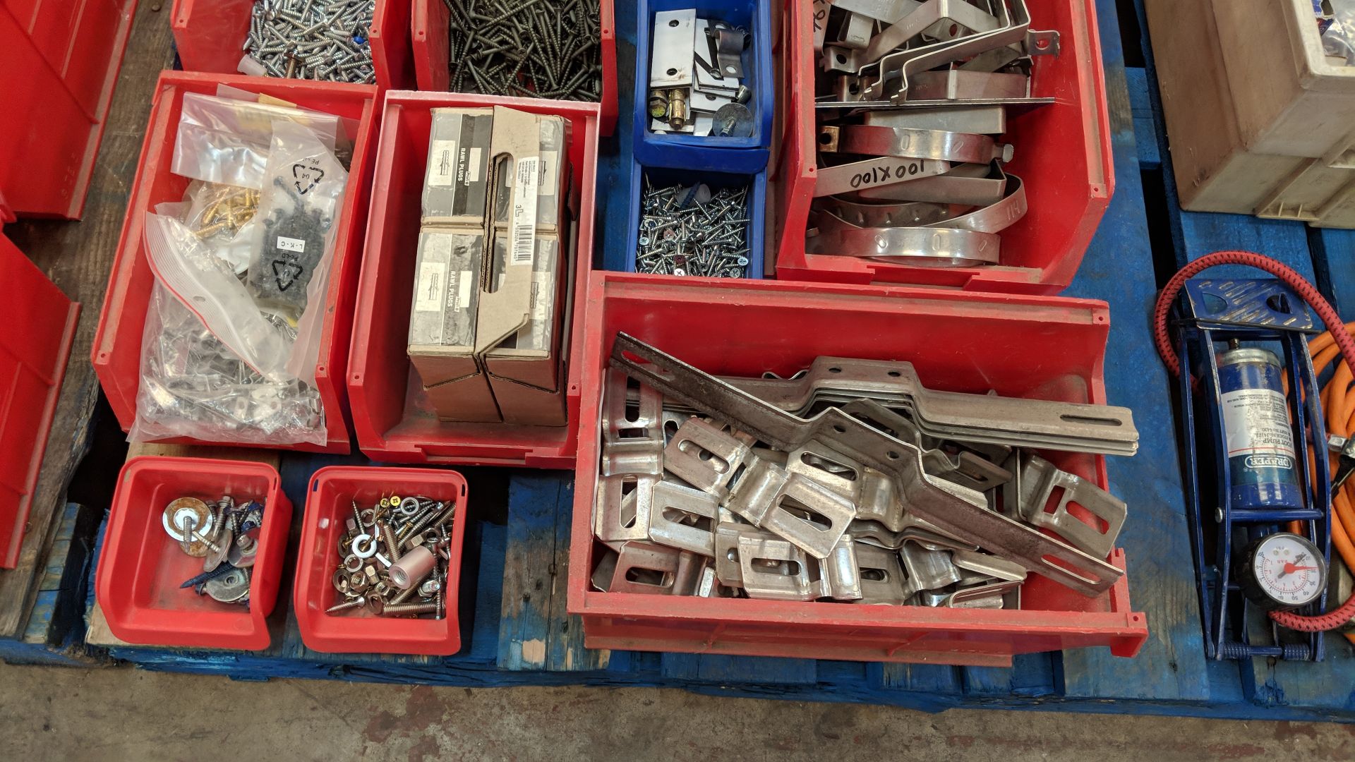 Quantity of lin bins & their contents of assorted fixings - Image 2 of 5