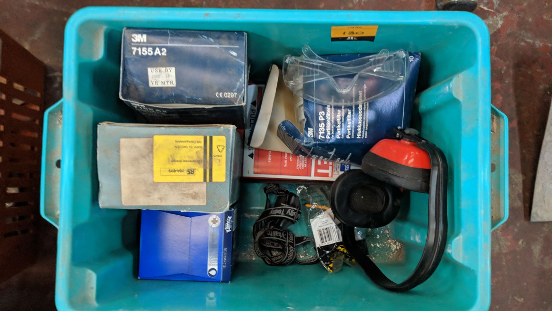 Contents of a crate of ear defenders, safety goggles & other safety related items - Image 3 of 3