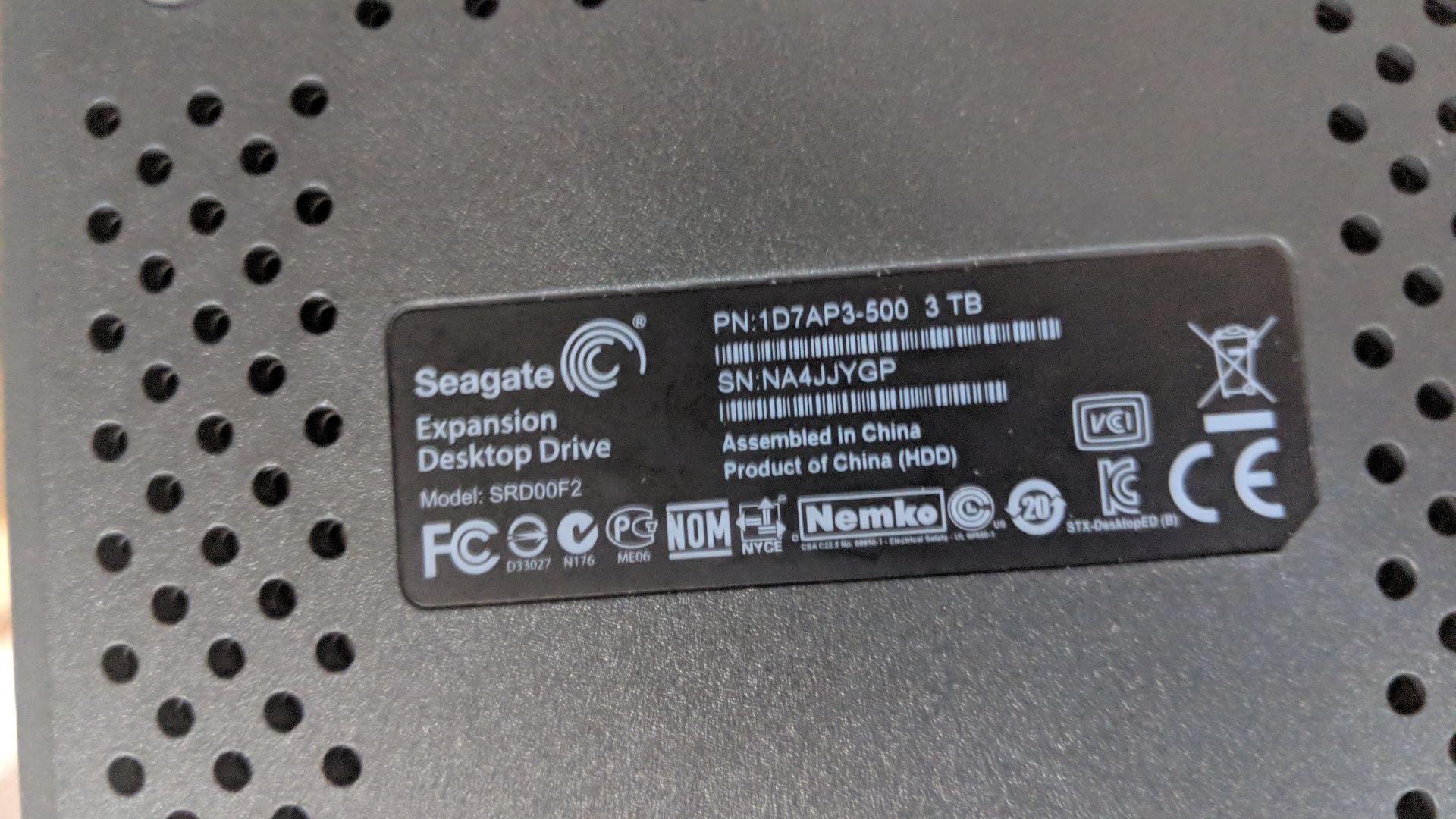 Seagate 3Tb expansion desktop drive model SRD00F2 - Image 4 of 4