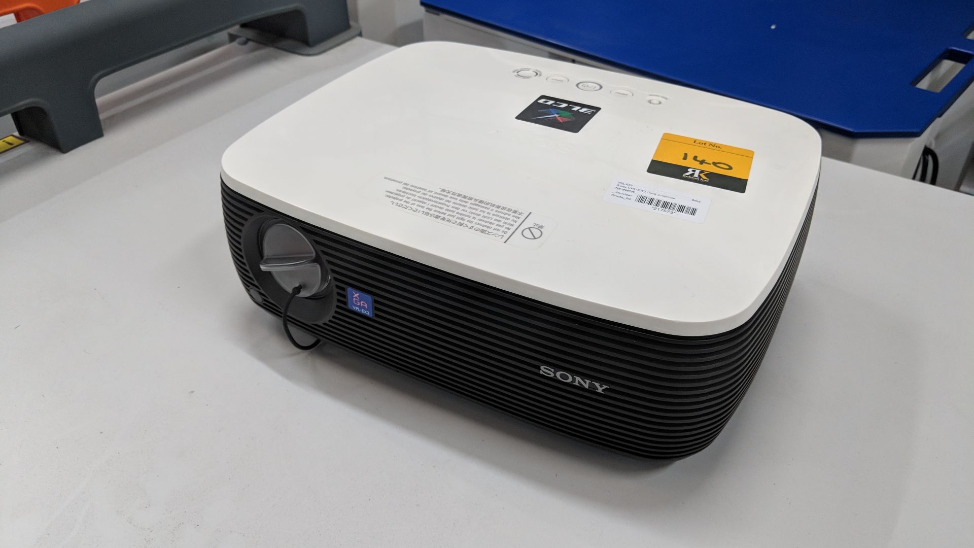 Sony model VPL-EX3 data projector IMPORTANT: Please remember goods successfully bid upon must be