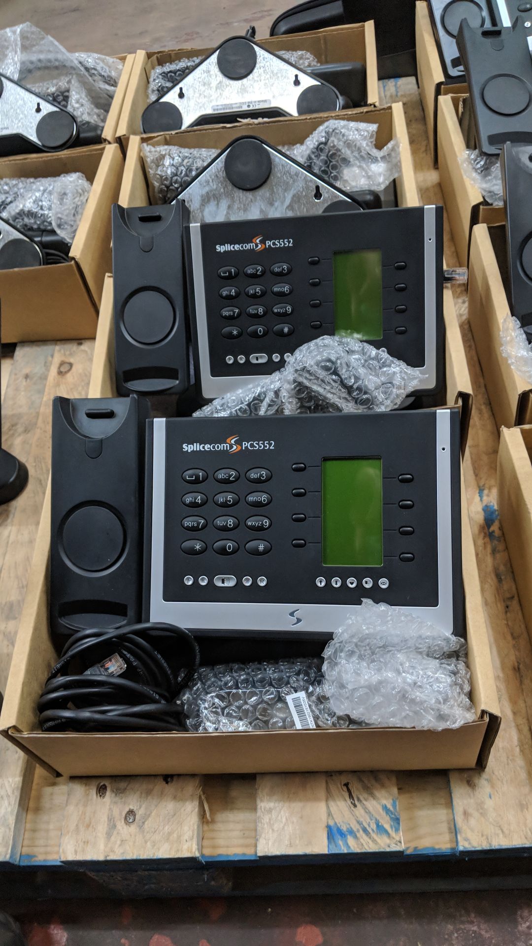 9 off Splicecom PCS552 IP telephone handsets IMPORTANT: Please remember goods successfully bid - Image 6 of 7