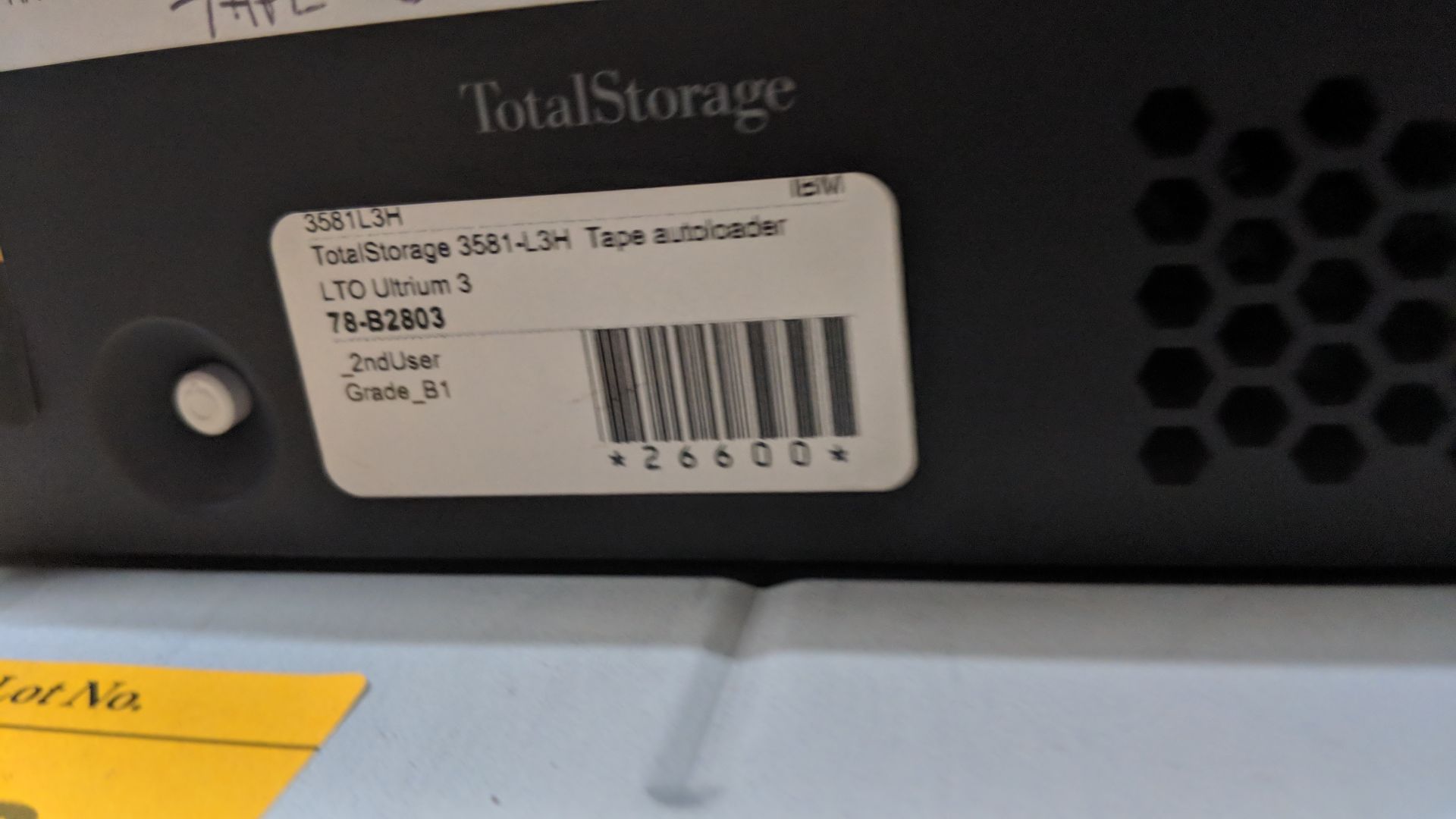 IBM Total Storage 3581-L3H tape auto loader LTO Ultrium 3 IMPORTANT: Please remember goods - Image 4 of 5