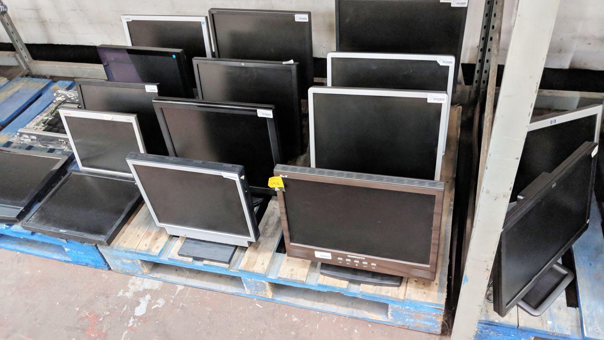 13 off assorted LCD monitors IMPORTANT: Please remember goods successfully bid upon must be paid for