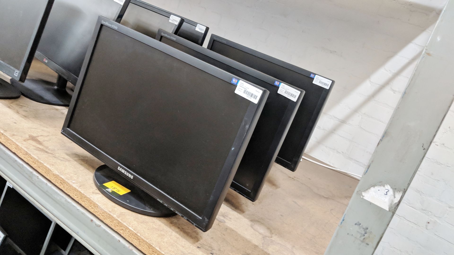 3 off Samsung 19" widescreen monitors IMPORTANT: Please remember goods successfully bid upon must be