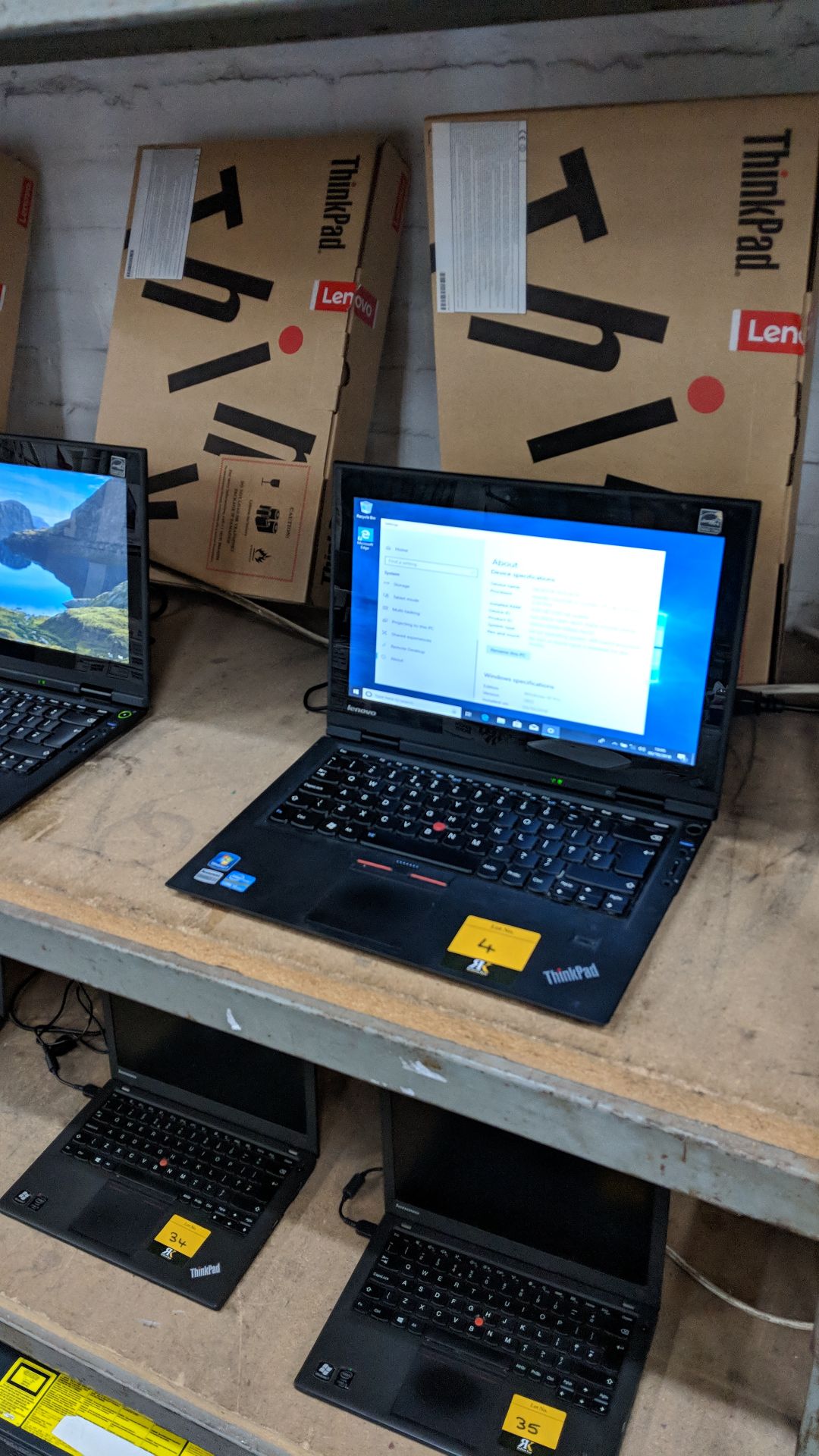 Lenovo ThinkPad X1 notebook computer, model 1294AY1 with built-in webcam. Intel Core i5-2520M CPU@