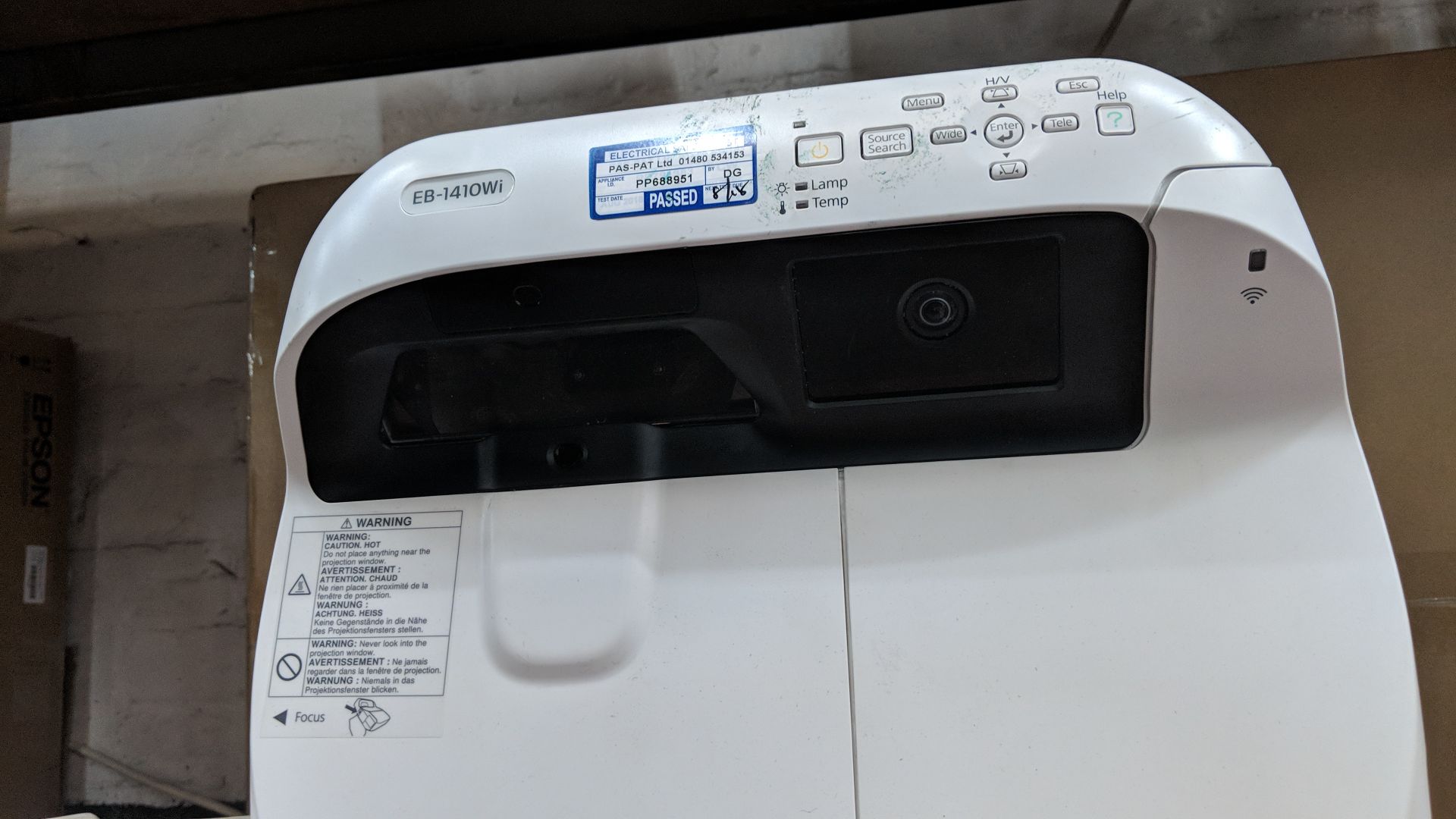 Epson EB-1410WI HDMI WXGA projector including speakers IMPORTANT: Please remember goods successfully - Image 6 of 6