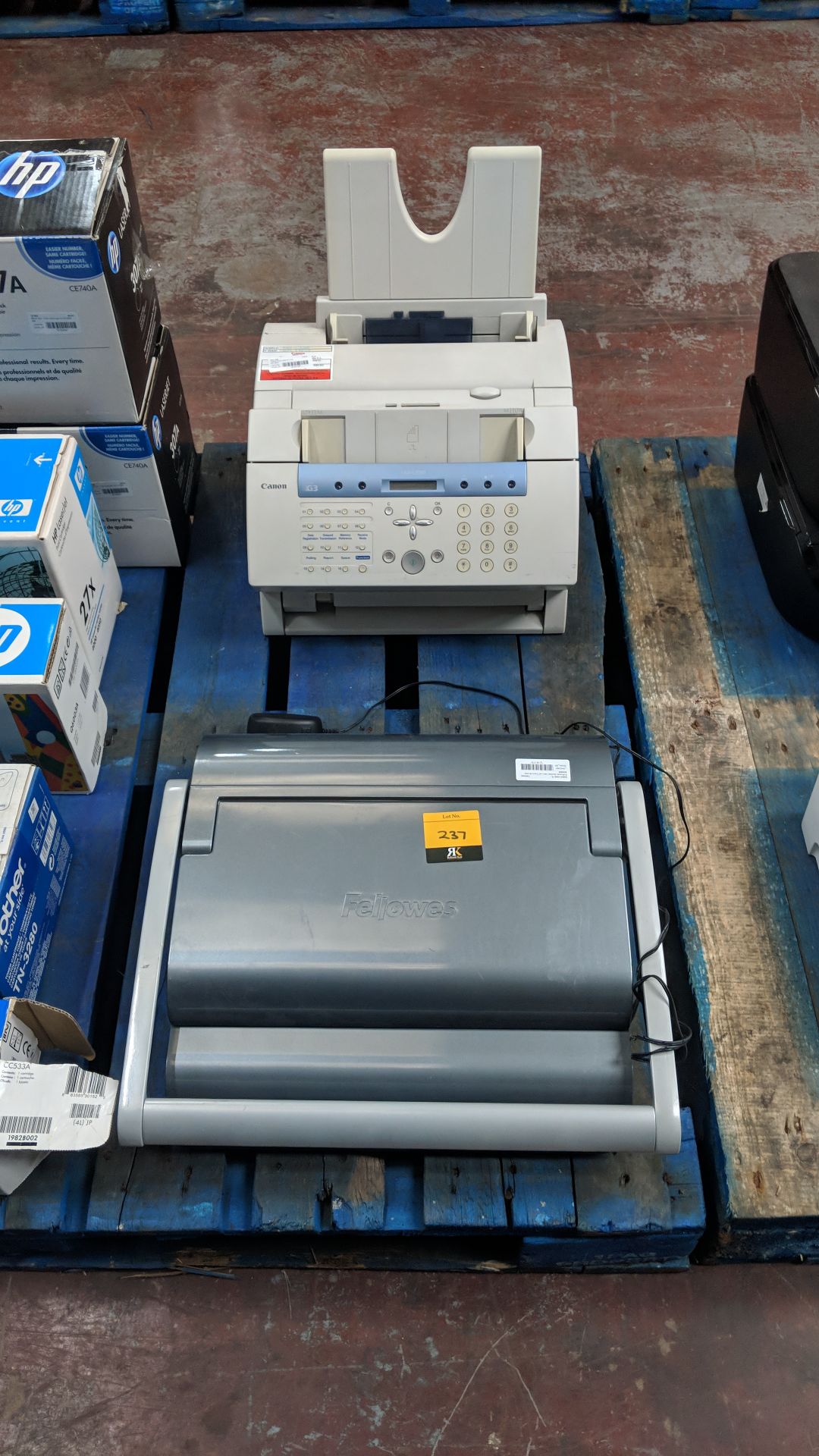 Mixed office equipment lot comprising Fellowes comb binder & Canon Fax-L220 IMPORTANT: Please