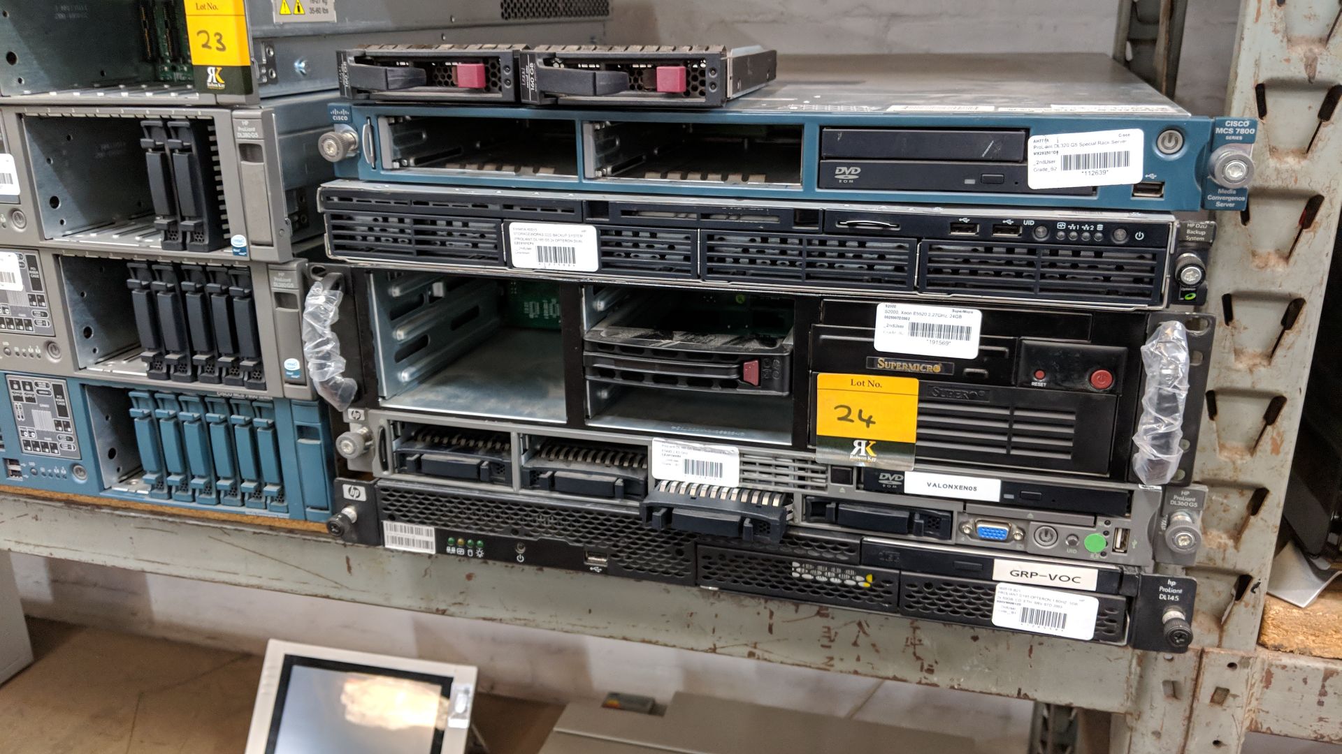 5 off assorted servers & storage systems by Cisco, HP & Supermicro. Including assorted HDDs as - Image 2 of 10