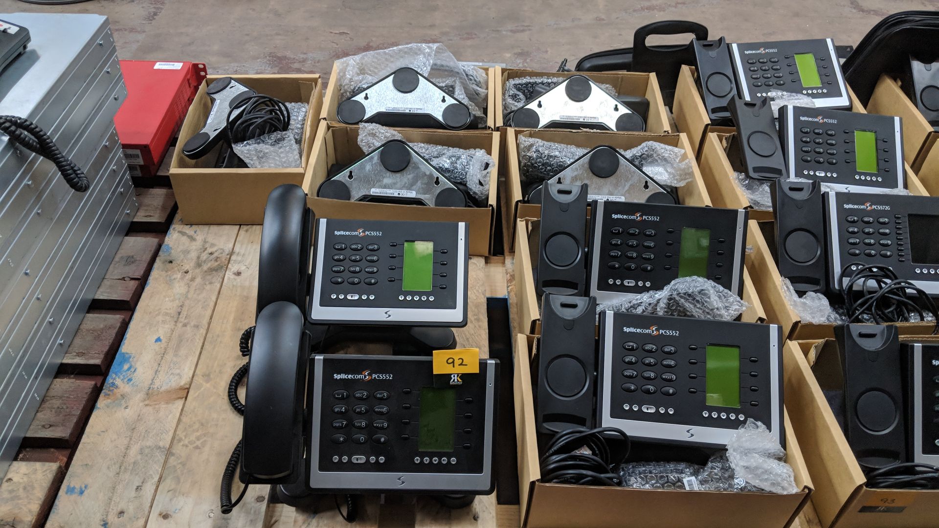 9 off Splicecom PCS552 IP telephone handsets IMPORTANT: Please remember goods successfully bid - Image 2 of 7