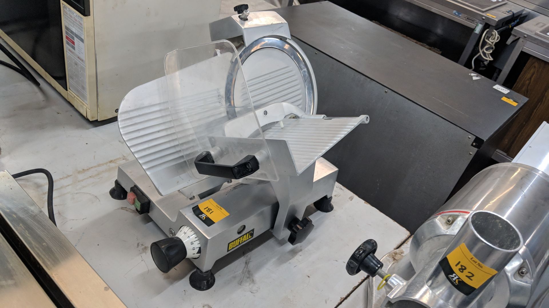 Buffalo electric meat slicer IMPORTANT: Please remember goods successfully bid upon must be paid for