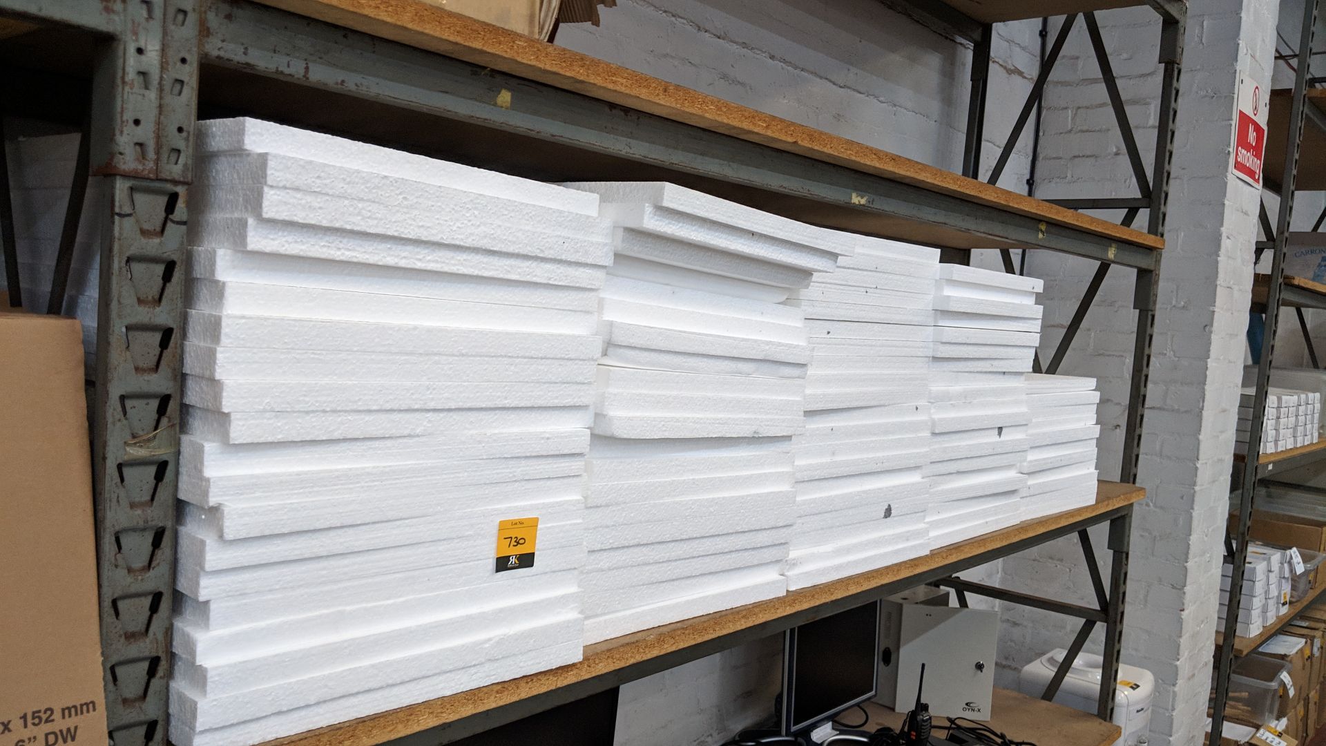 The contents of a bay of polystyrene sheets, in 5 stacks, each sheet measuring approximately 600mm x - Image 3 of 4