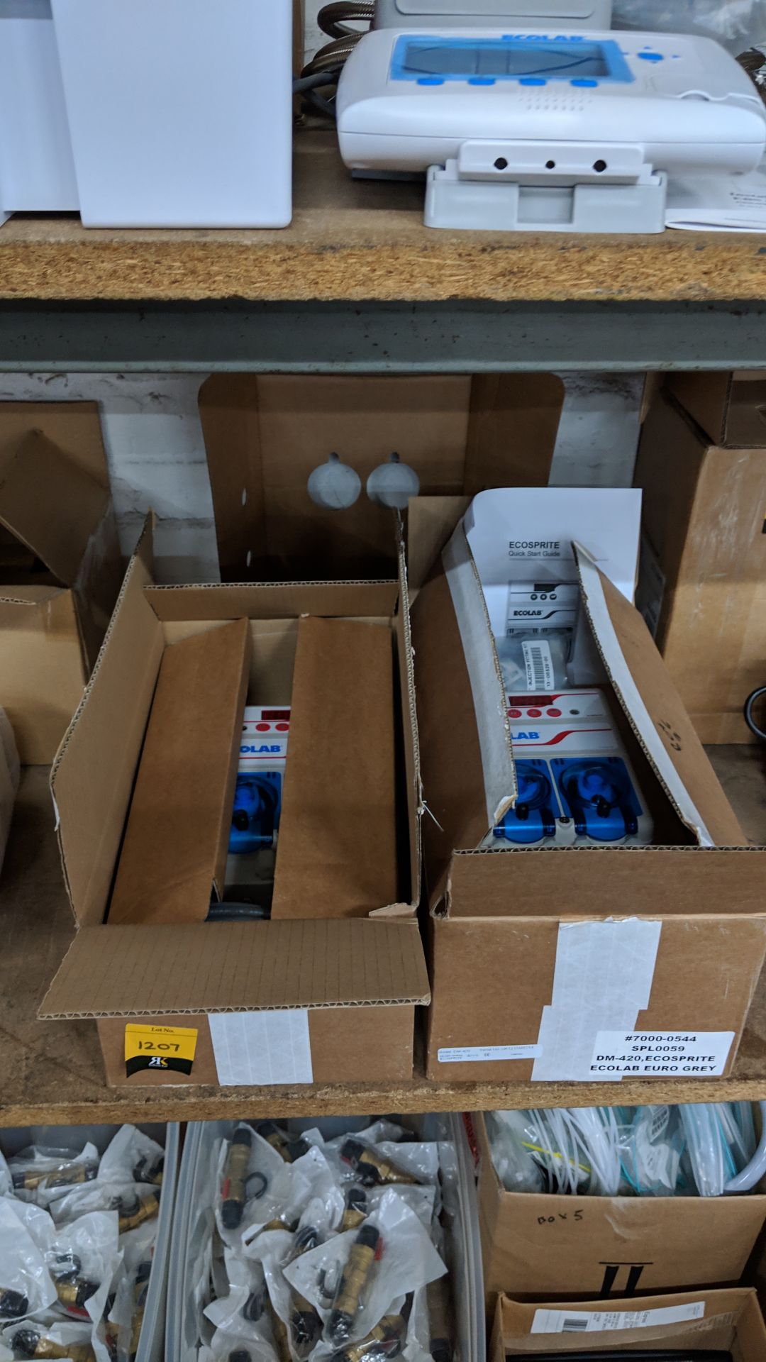2 off Ecolab Ecosprite controller dispensers model no. DM-420-SPL0059 This lot is one of a number of - Bild 6 aus 7
