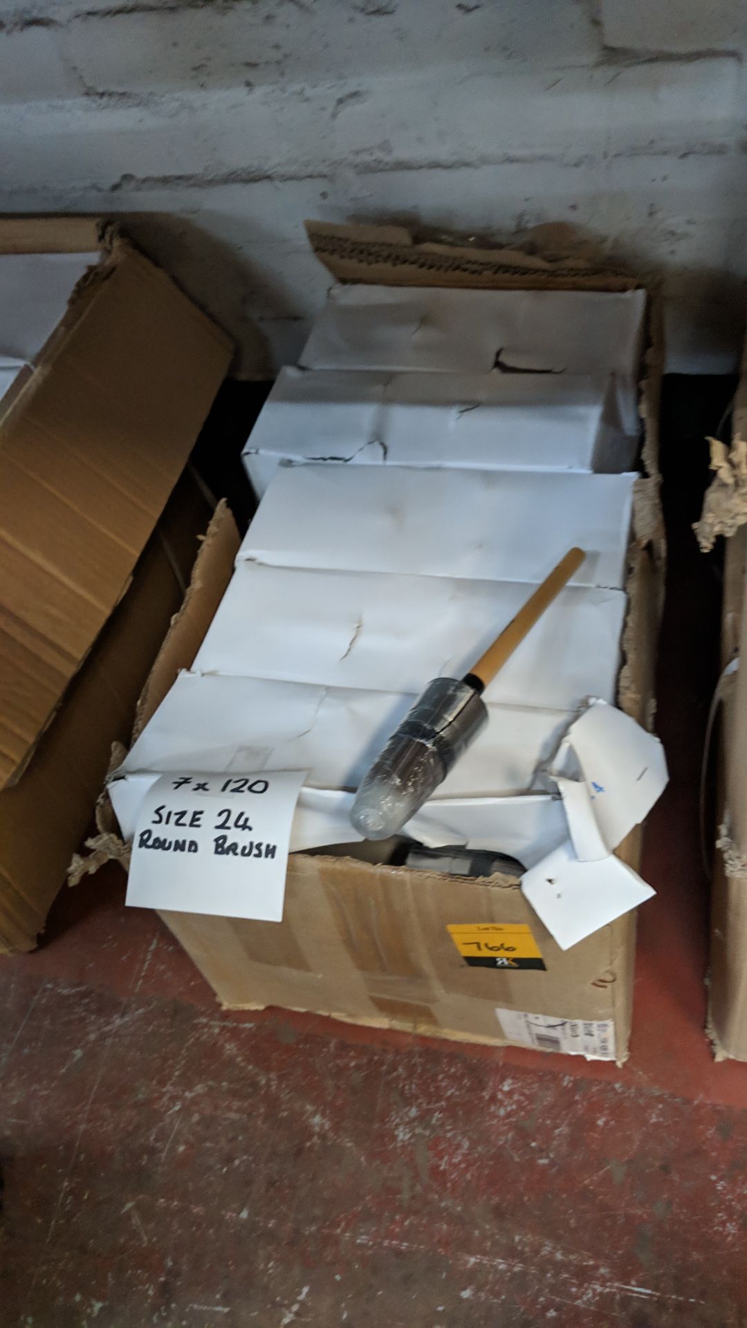 120 off size 24 round paintbrushes This lot is one of a number of lots in this sale which