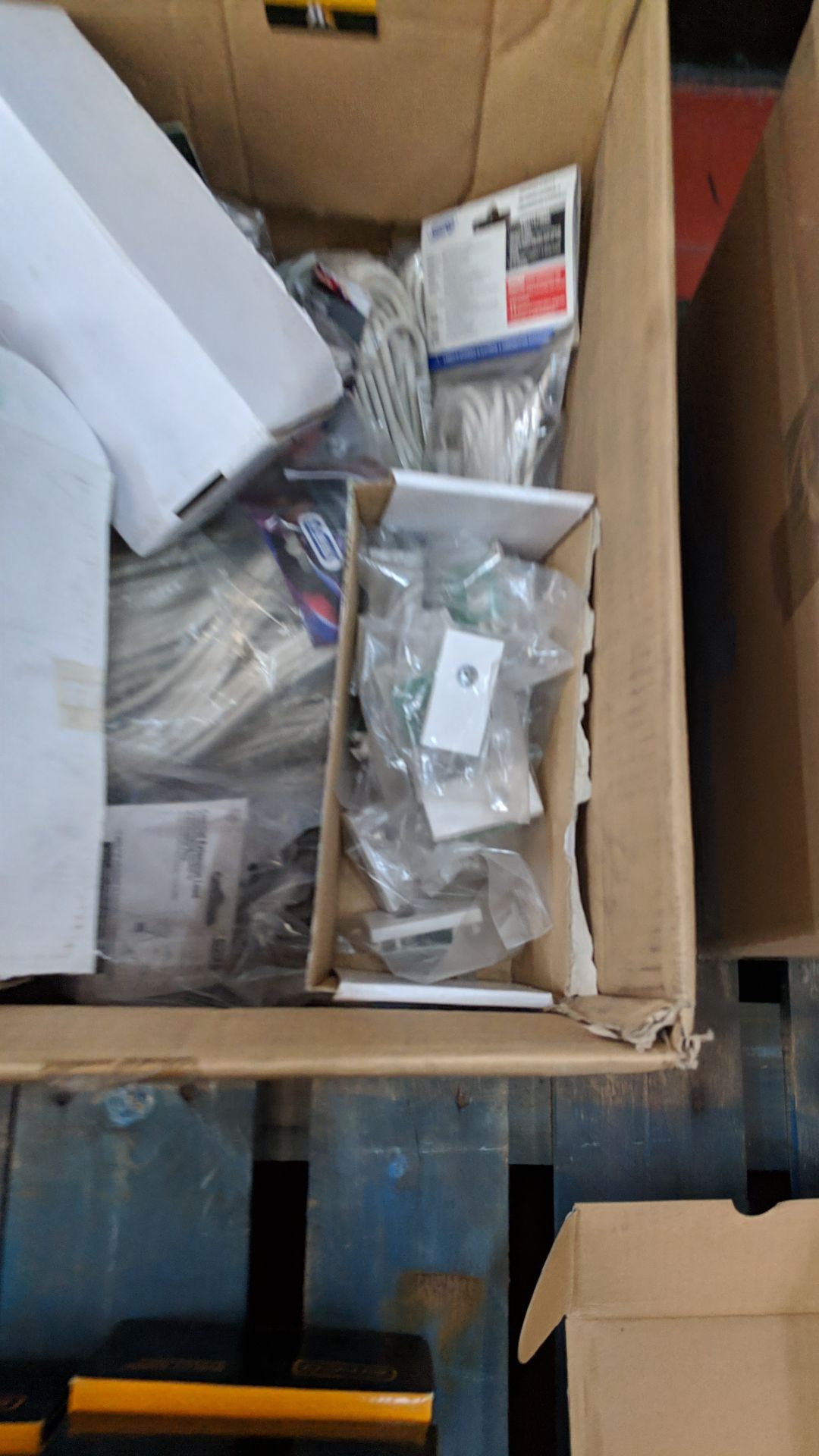 Box of assorted cable, architrave sockets & more This lot is one of a number of lots in this sale - Image 3 of 6