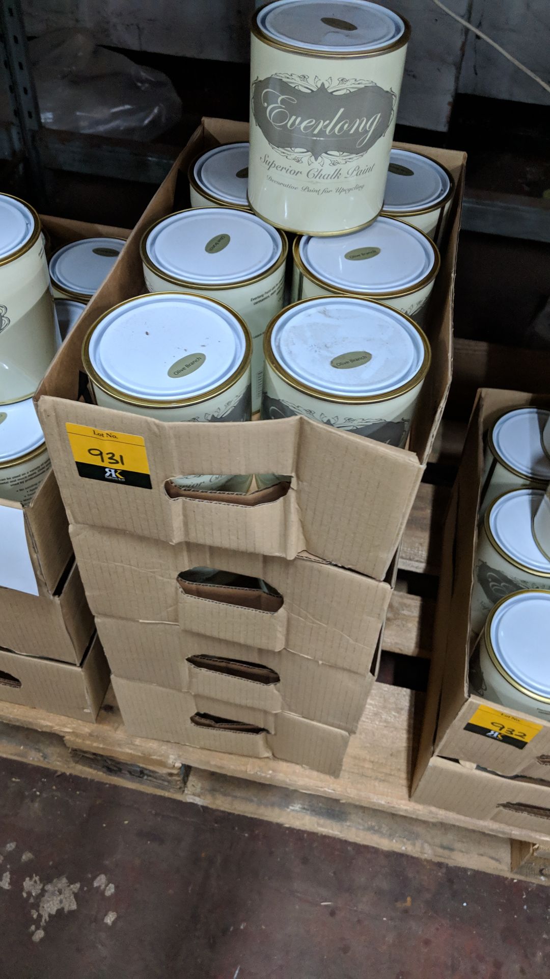 25 off 1 litre tins of Everlong branded superior chalk paint - colour Olive Branch This lot is one