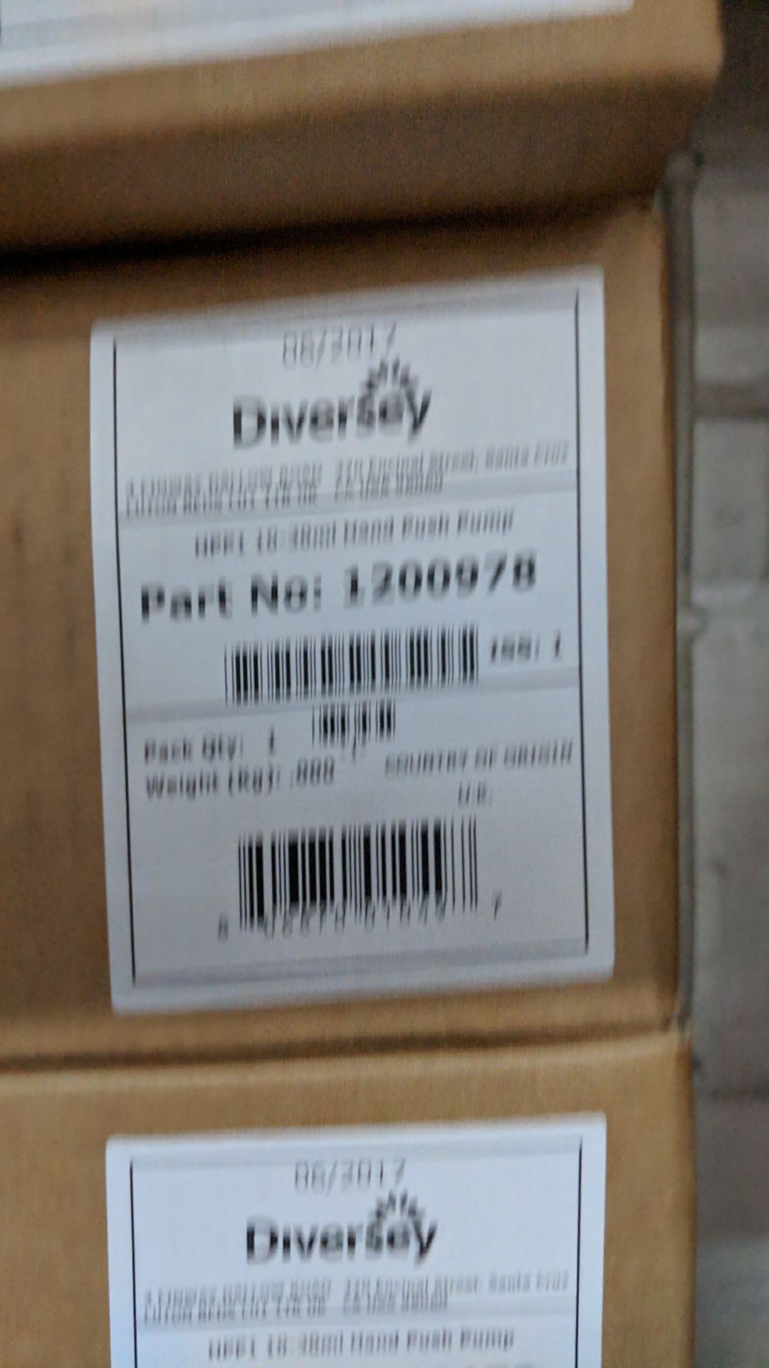 4 off Diversey hand push pumps part no. 1200978 This lot is one of a number of lots being sold on - Image 5 of 6