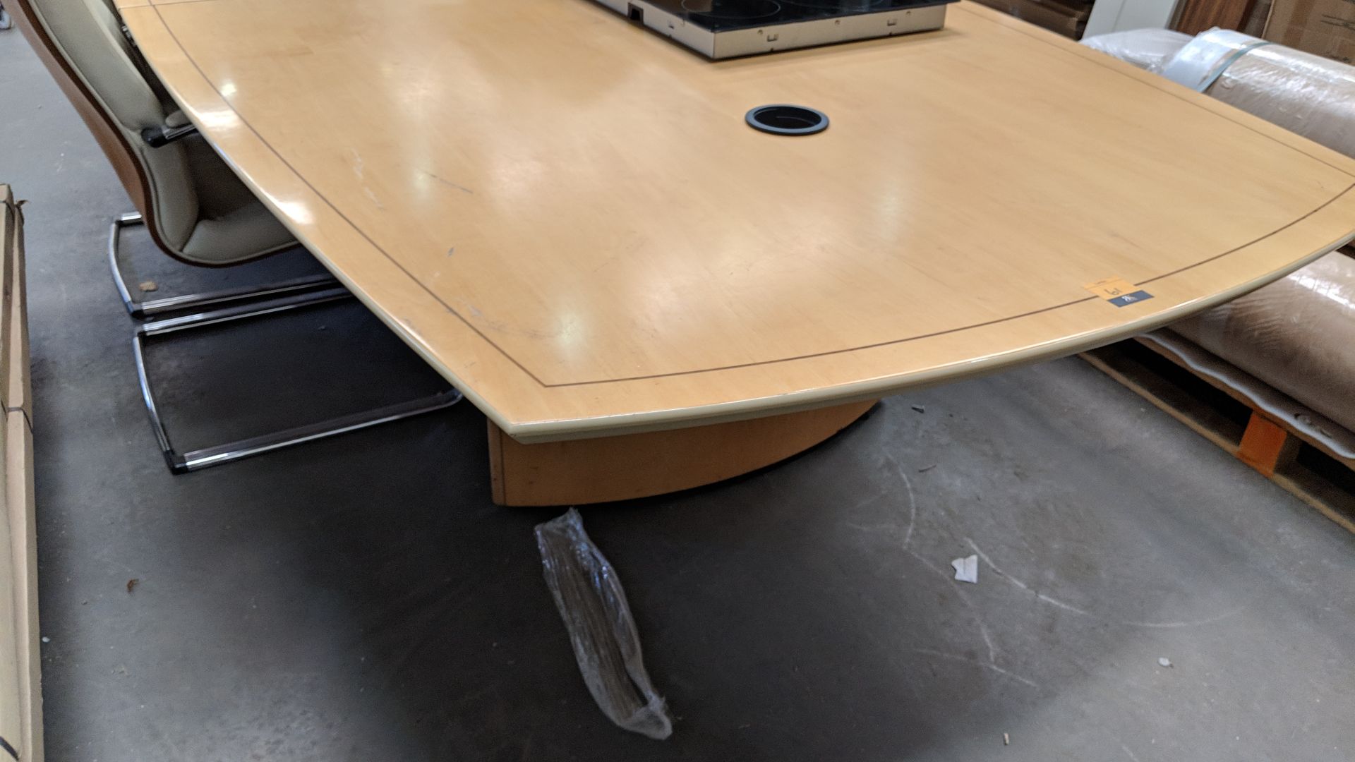 Barrel shaped boardroom table in pale wood with darker wood inlay & modern pedestal, 3200mm x - Image 7 of 7