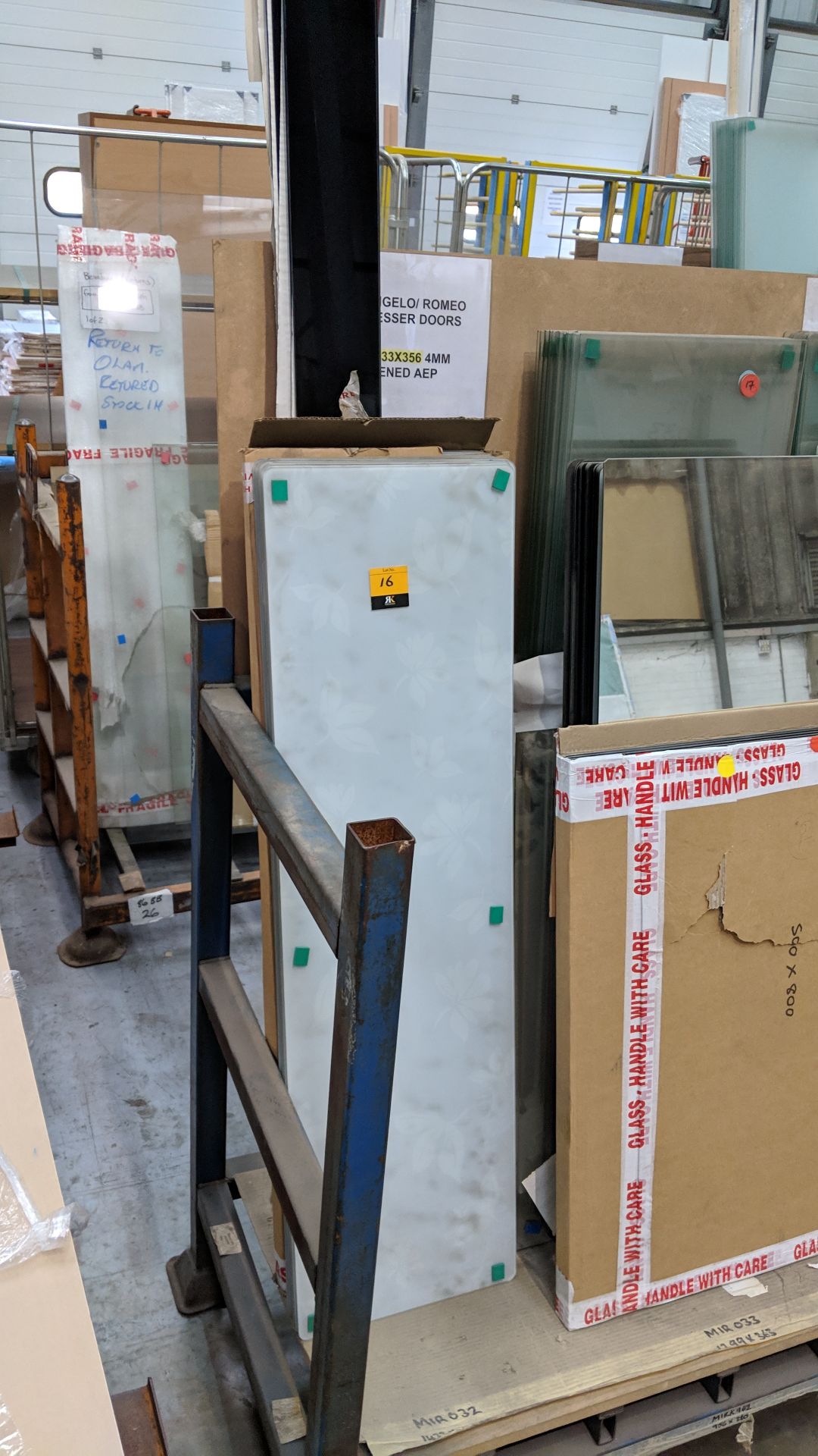 Contents of a stillage of assorted clear & frosted glass plus panels of mirror NB. Stillage - Image 3 of 10