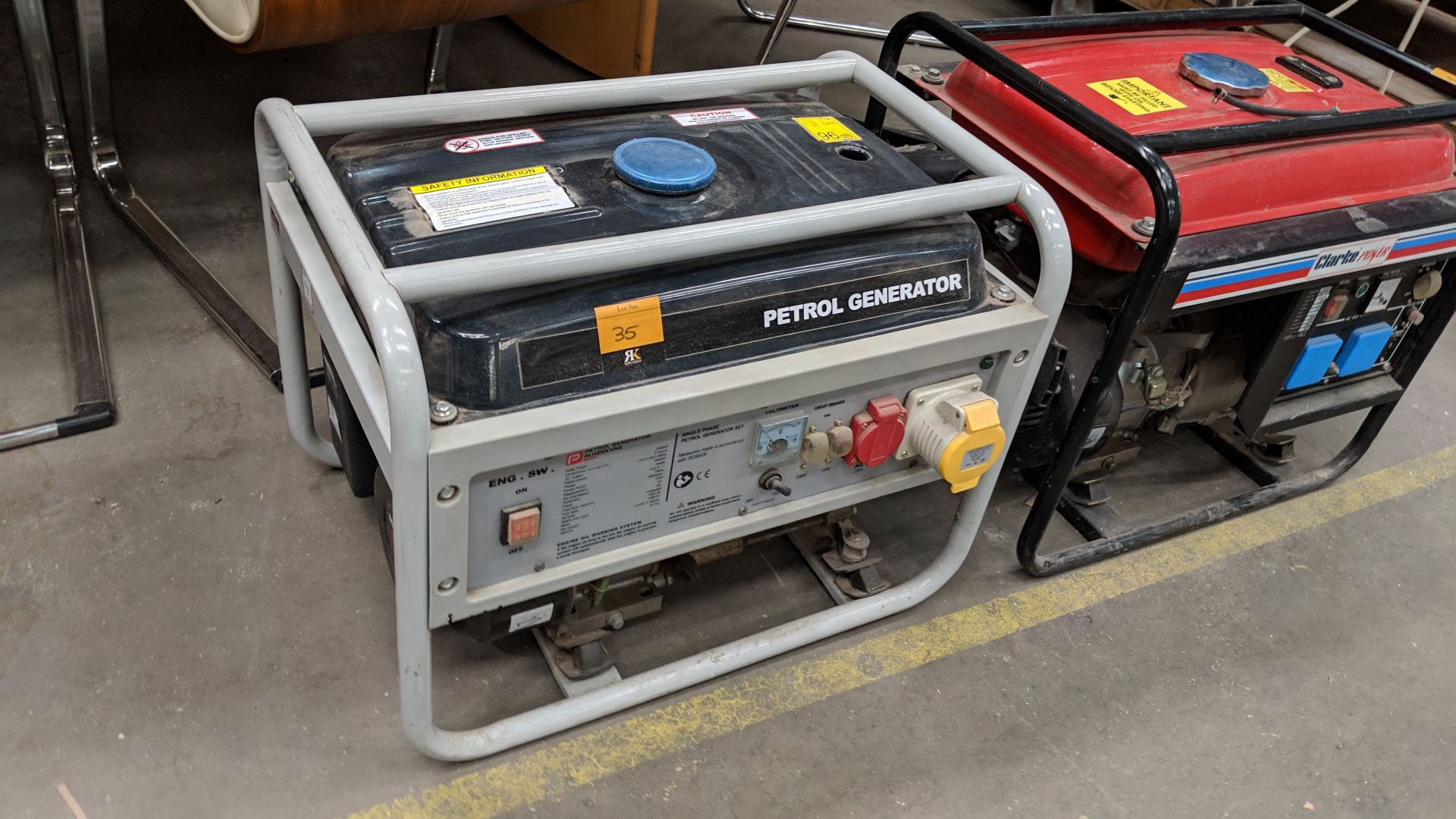 Performance Pro petrol generator model NLH25KBAG, single phase petrol generator set. IMPORTANT: - Image 2 of 6