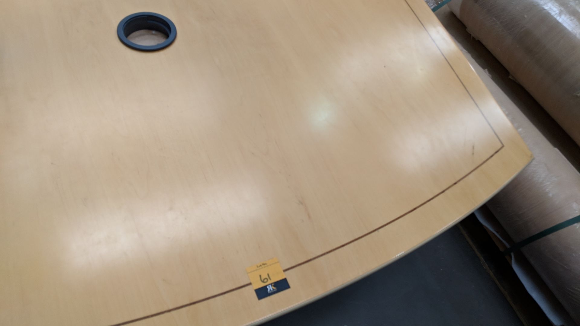 Barrel shaped boardroom table in pale wood with darker wood inlay & modern pedestal, 3200mm x - Image 5 of 7