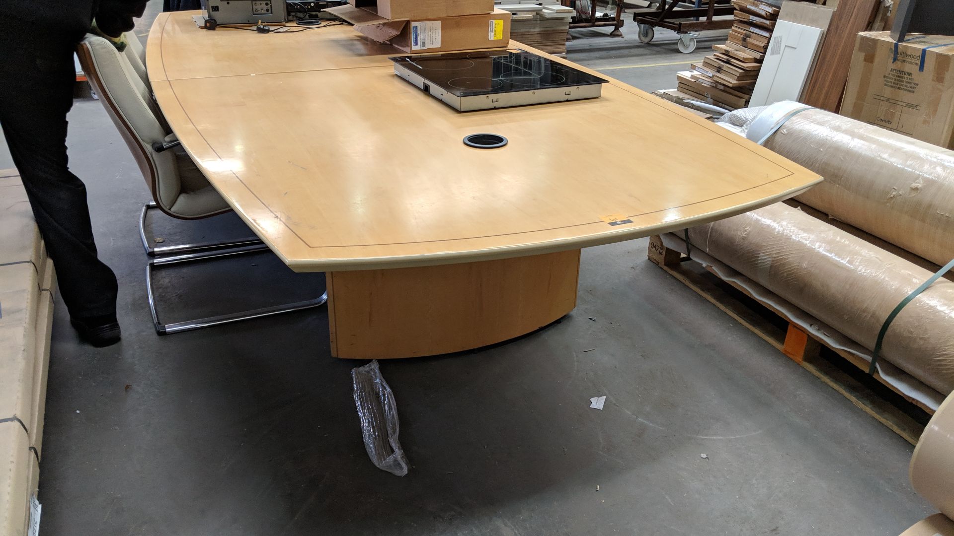 Barrel shaped boardroom table in pale wood with darker wood inlay & modern pedestal, 3200mm x - Image 2 of 7