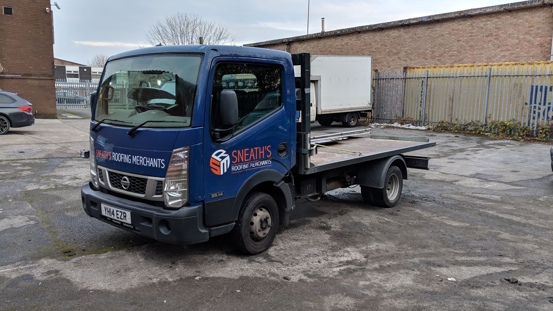 2014 Nissan NT400 Cabstar 35.14 MWB dropside - Image 4 of 18