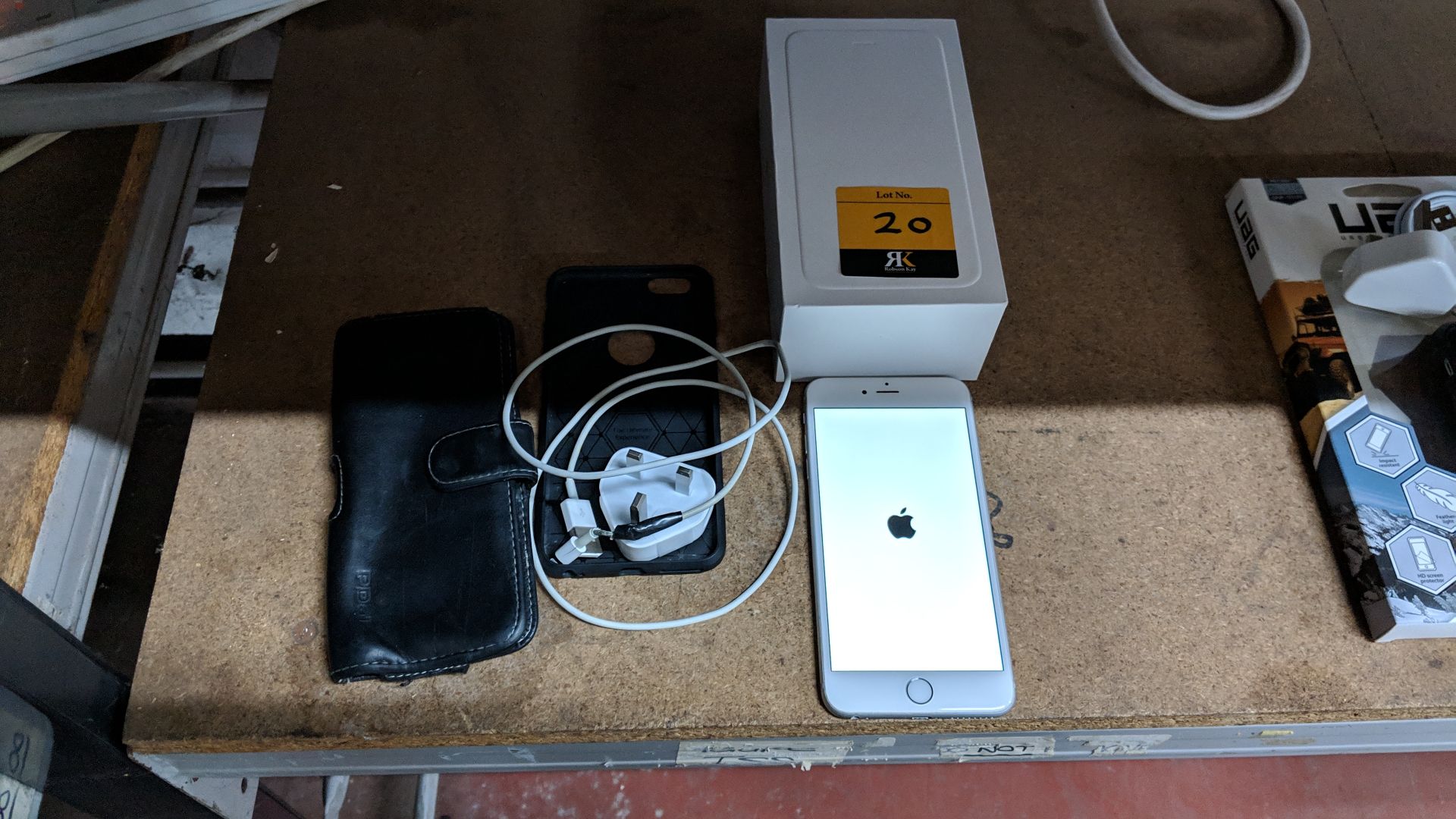 Apple iPhone 6 Plus (Silver), 16Gb capacity, model A1524, including box, charger & cable, 2x - Image 10 of 11