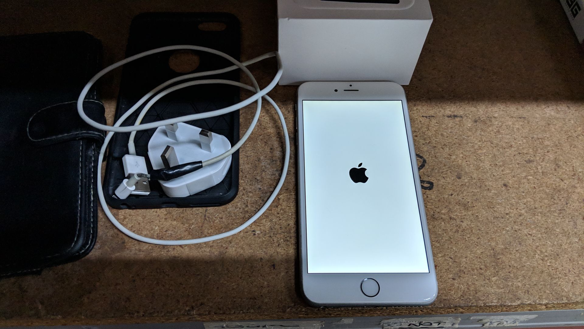 Apple iPhone 6 Plus (Silver), 16Gb capacity, model A1524, including box, charger & cable, 2x - Image 11 of 11