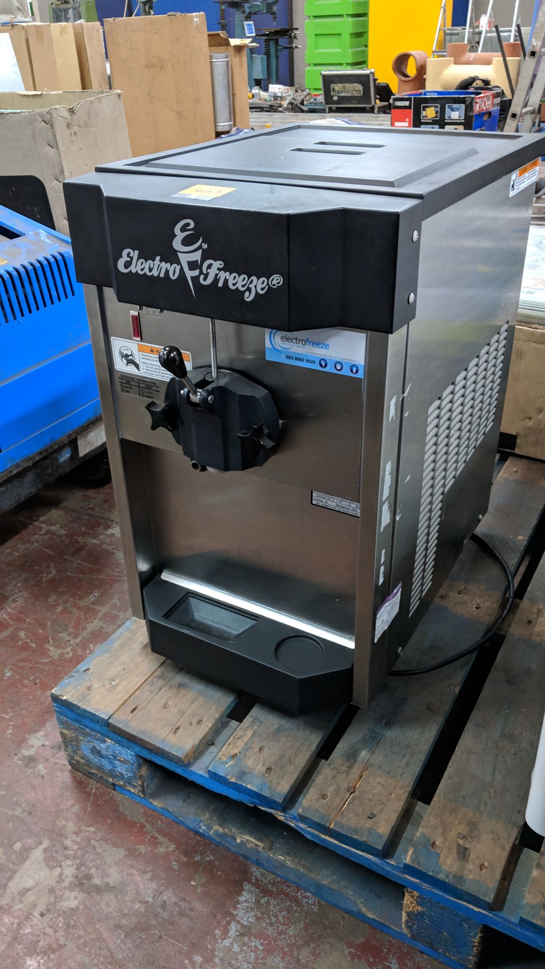 Electro Freeze soft serve ice cream machine model CS4-233, 1 Phase, air cooled, serial no. C2W- - Image 13 of 13