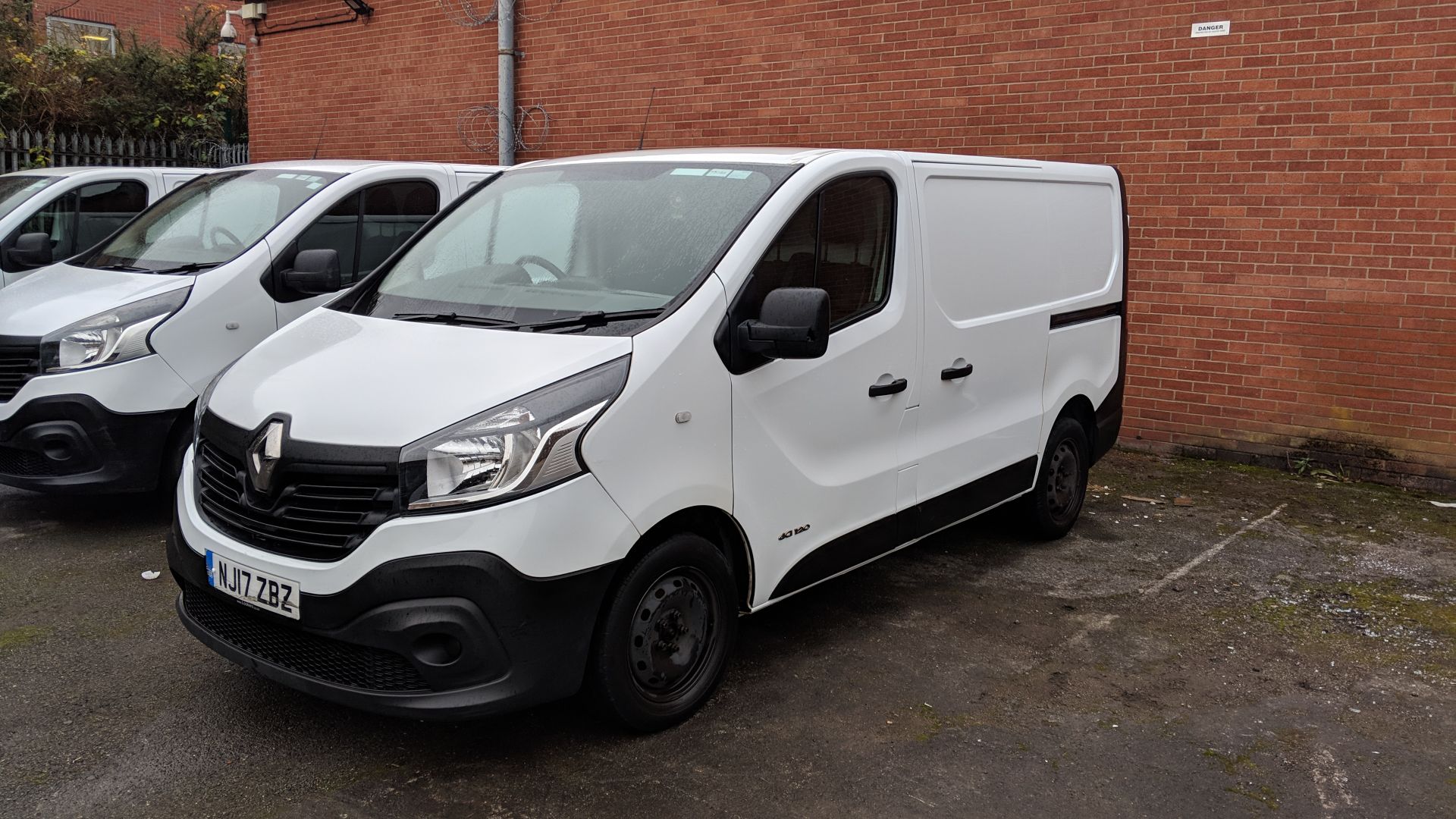 2017 Renault Trafic SL27 DCi 120 Business panel van - Image 6 of 21