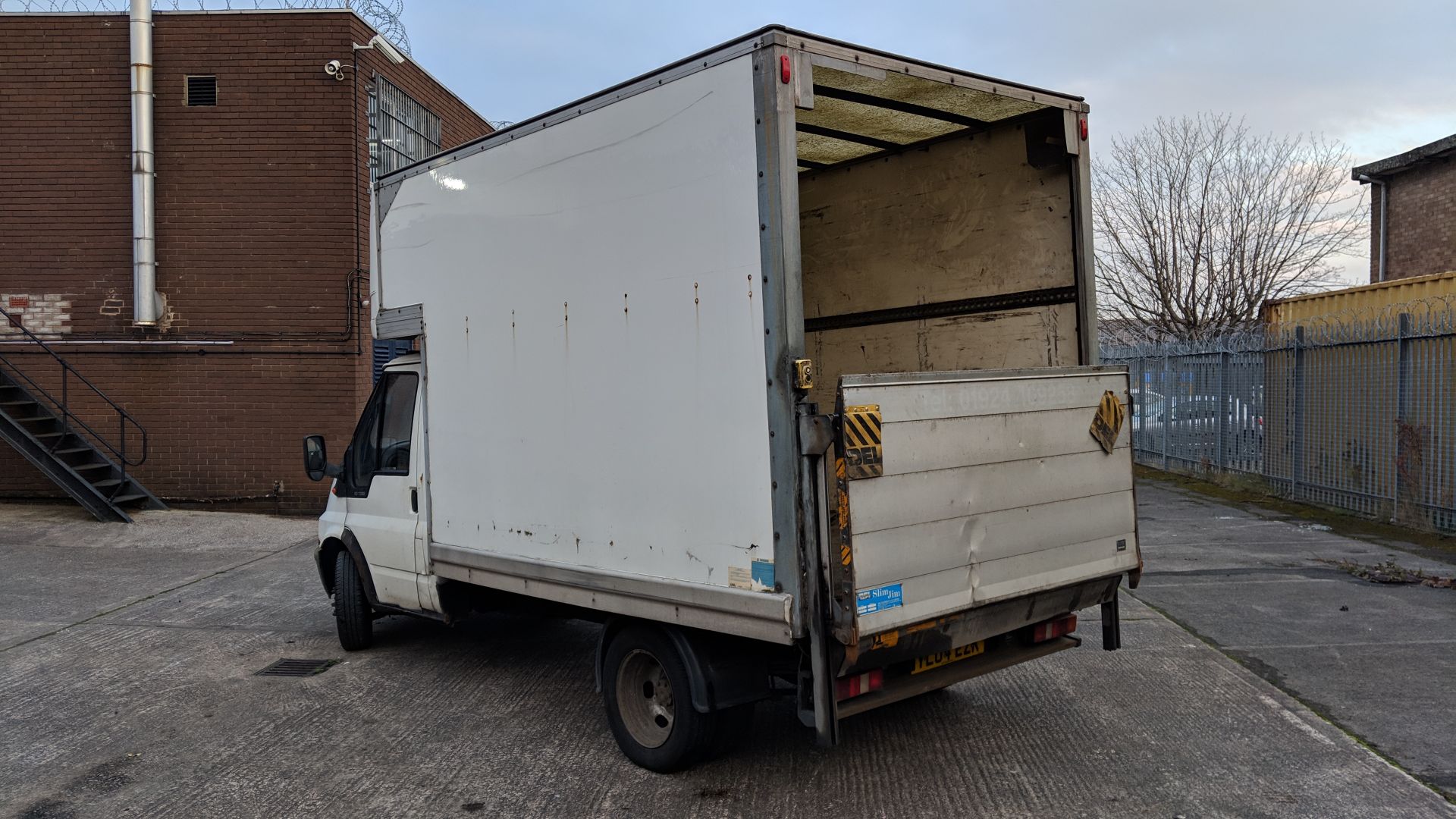 2004 Ford Transit 350 MWB TD Luton Van - Image 6 of 14