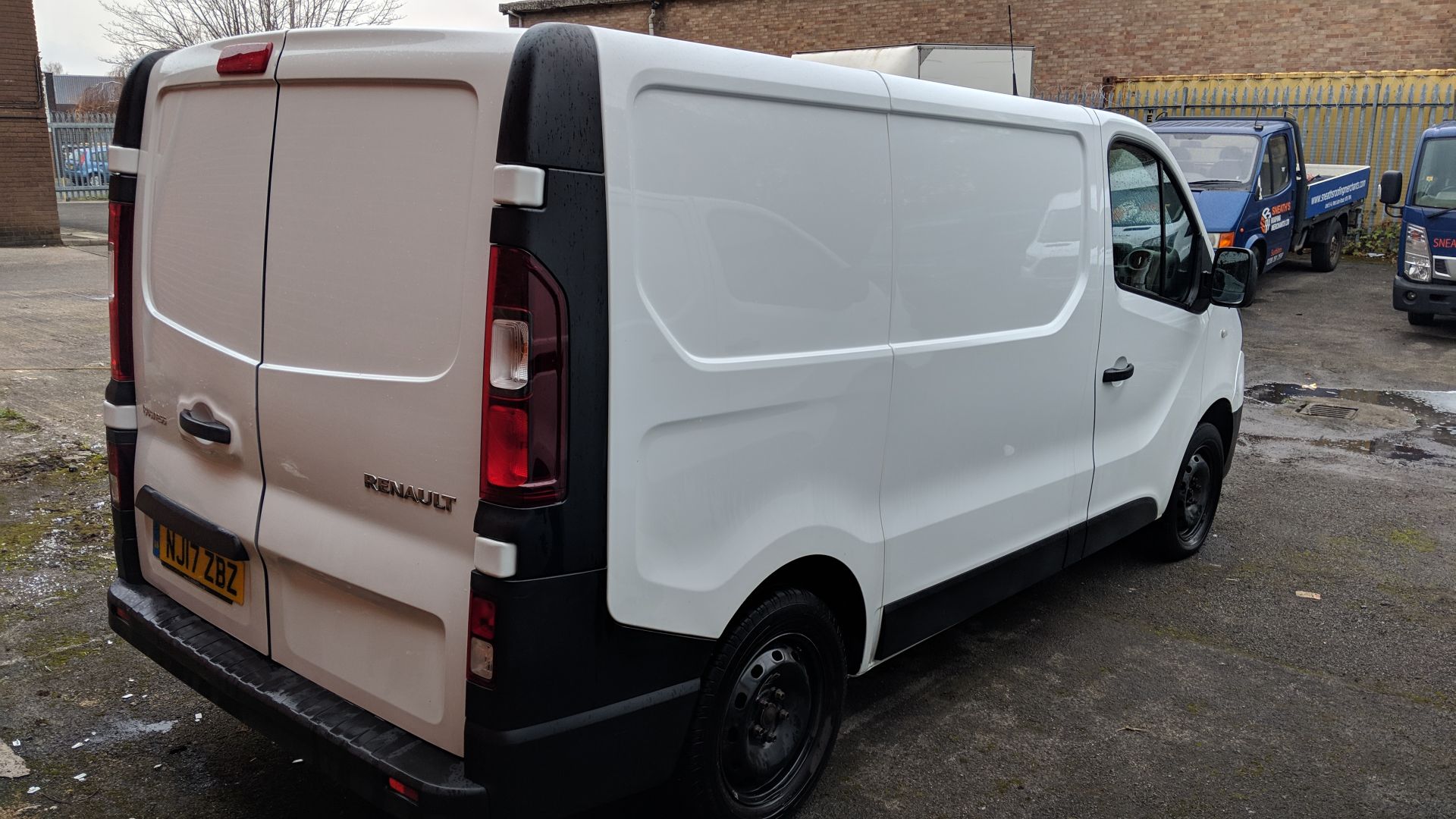 2017 Renault Trafic SL27 DCi 120 Business panel van - Image 18 of 21