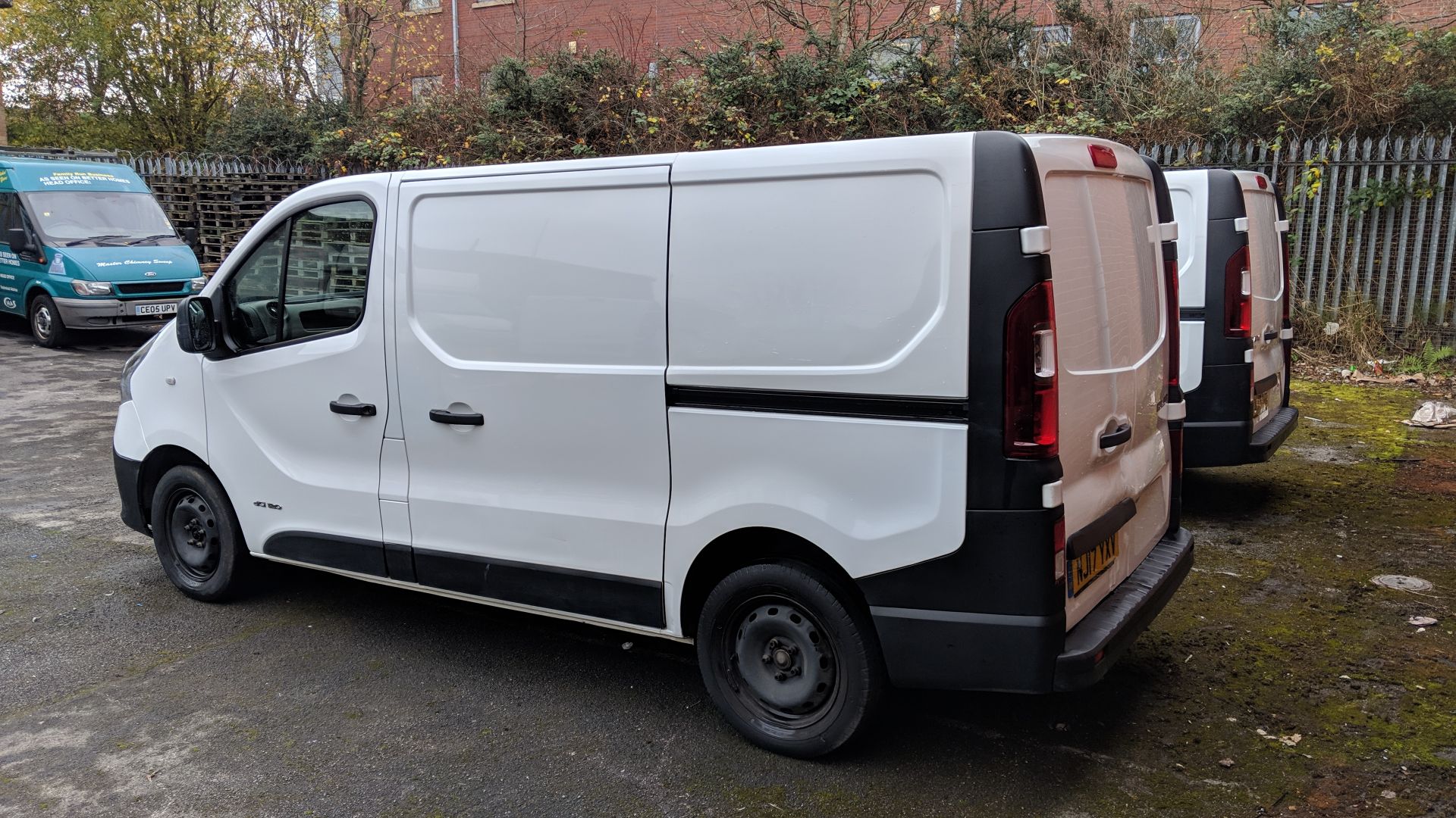 2017 Renault Trafic SL27 DCi 120 Business panel van - Image 5 of 25